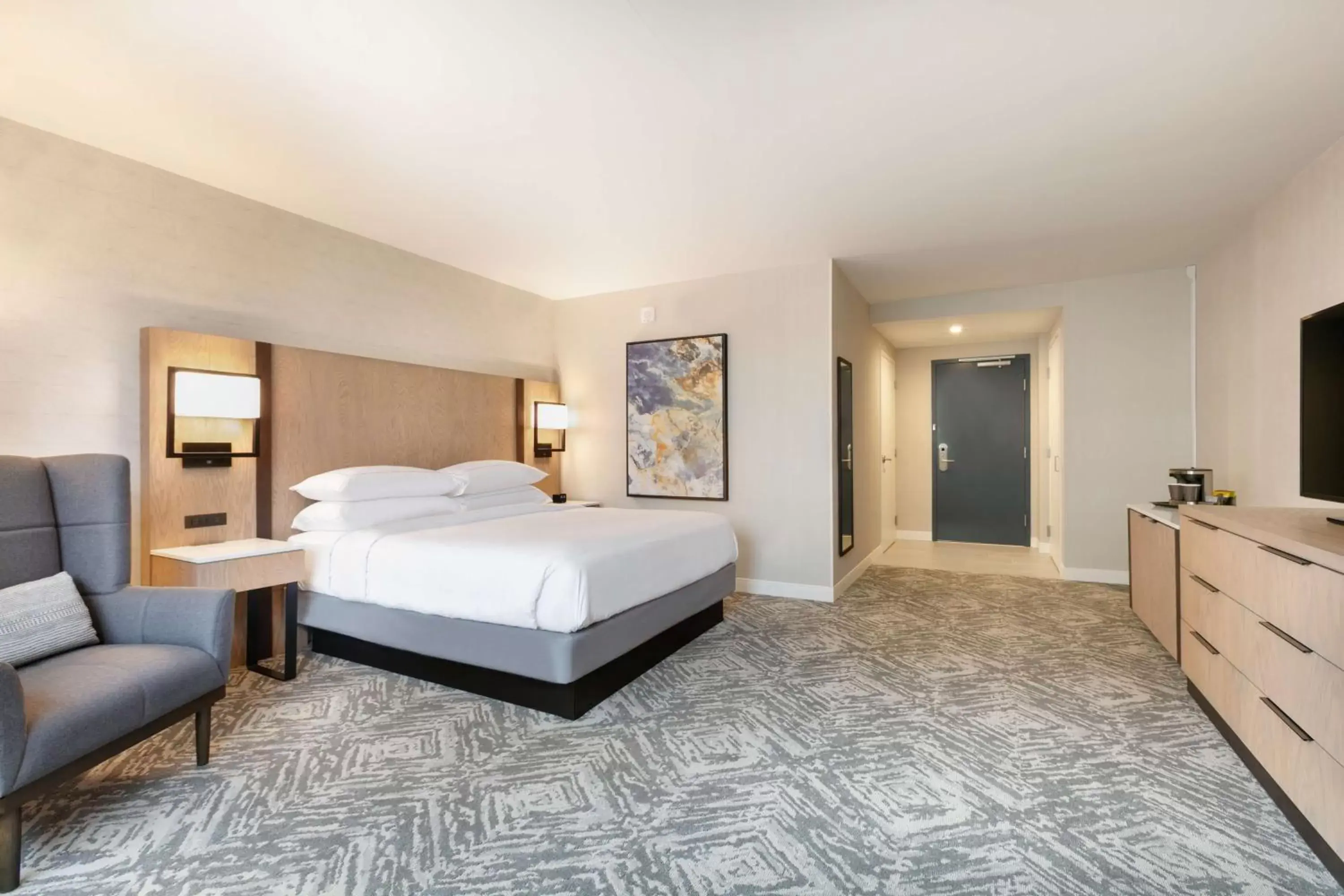 King Room - Hearing Access in DoubleTree by Hilton Canton Downtown King Room - Hearing Access in DoubleTree by Hilton Canton Downtown