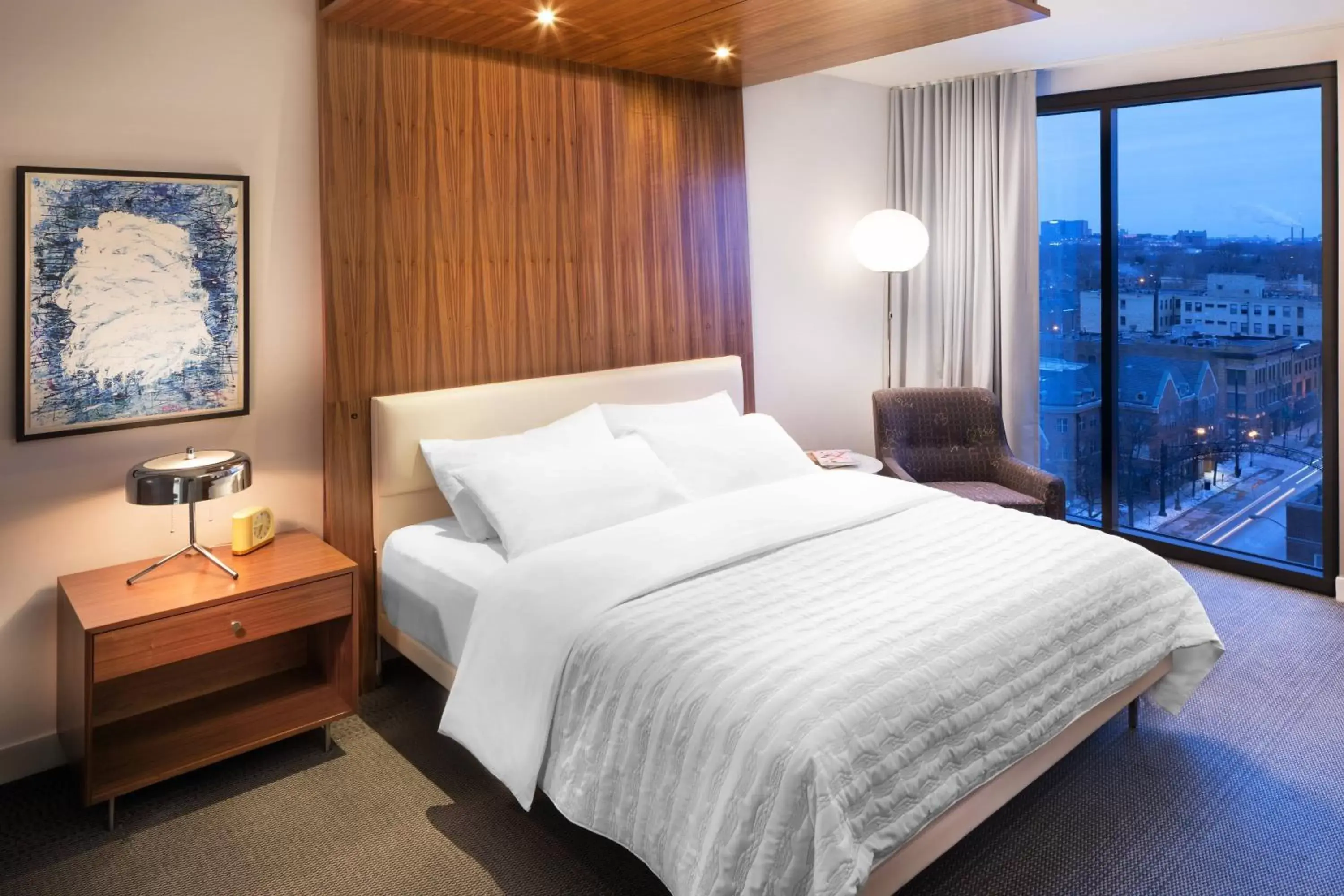 Standard King Room - Hearing Accessible in Le Méridien Columbus, The Joseph Standard King Room - Hearing Accessible in Le Méridien Columbus, The Joseph