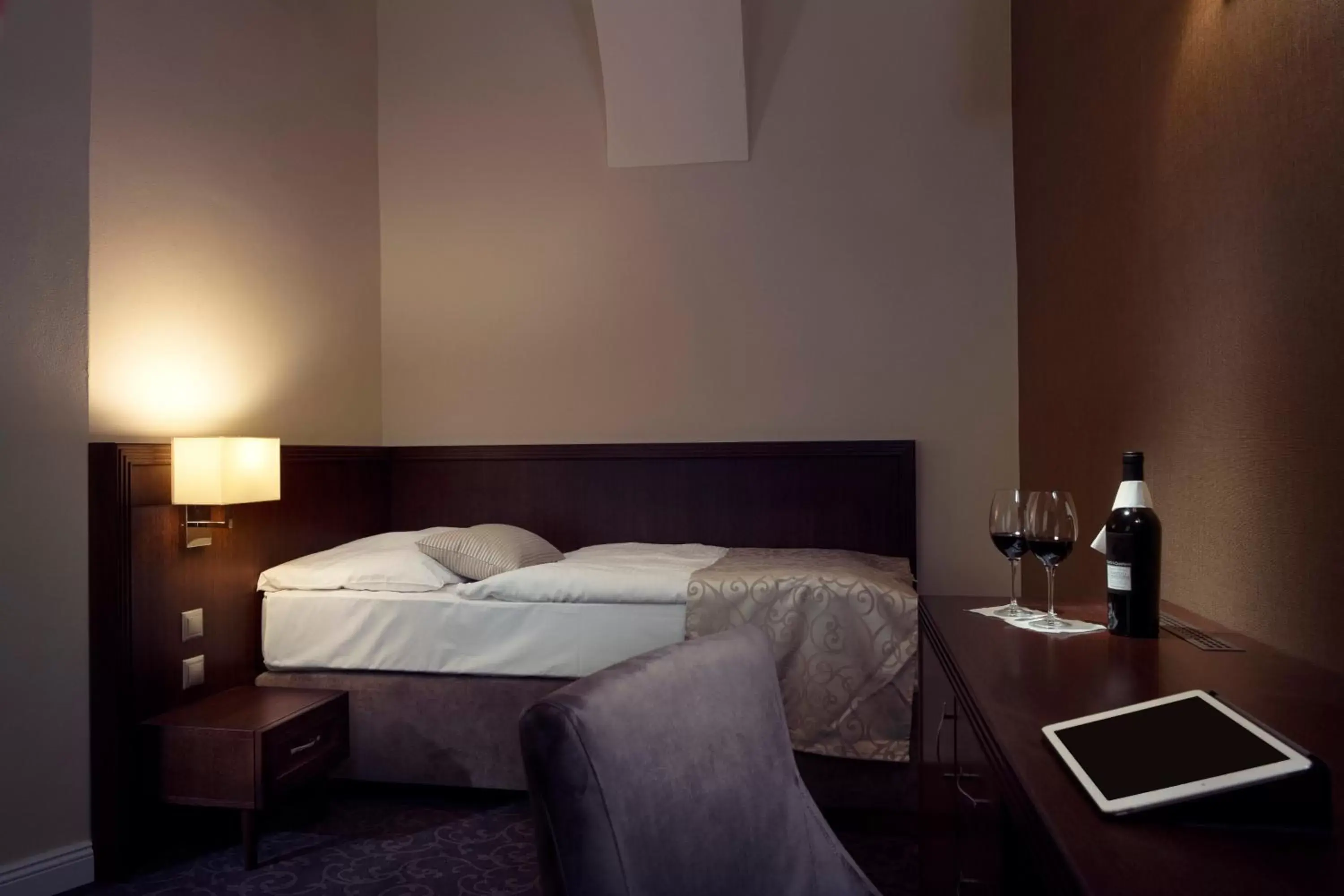 Economy Single Room - single occupancy in Hotel Ambassador Economy Single Room - single occupancy in Hotel Ambassador