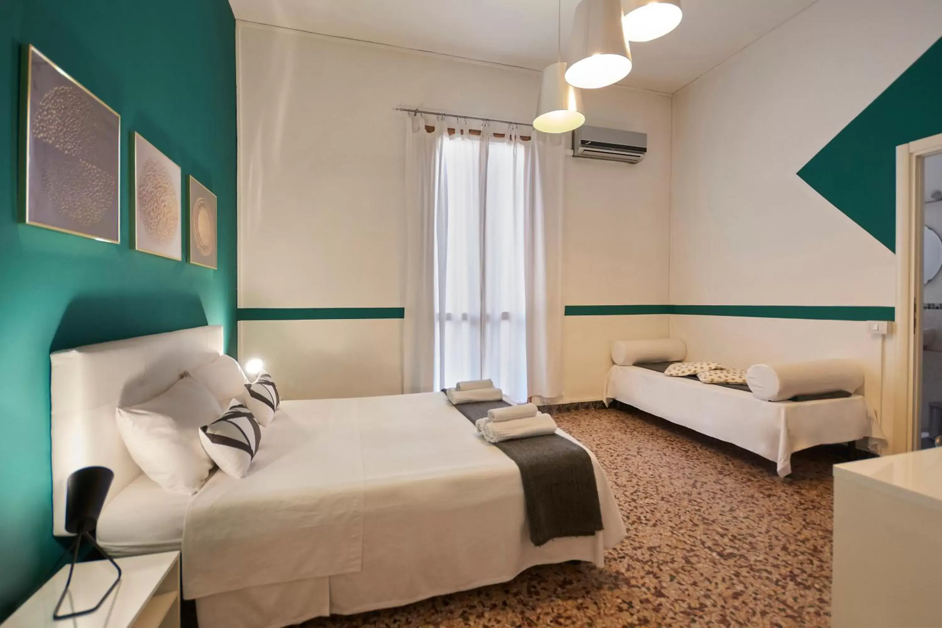 Standard Triple Room in B&B In Centro Standard Triple Room in B&B In Centro