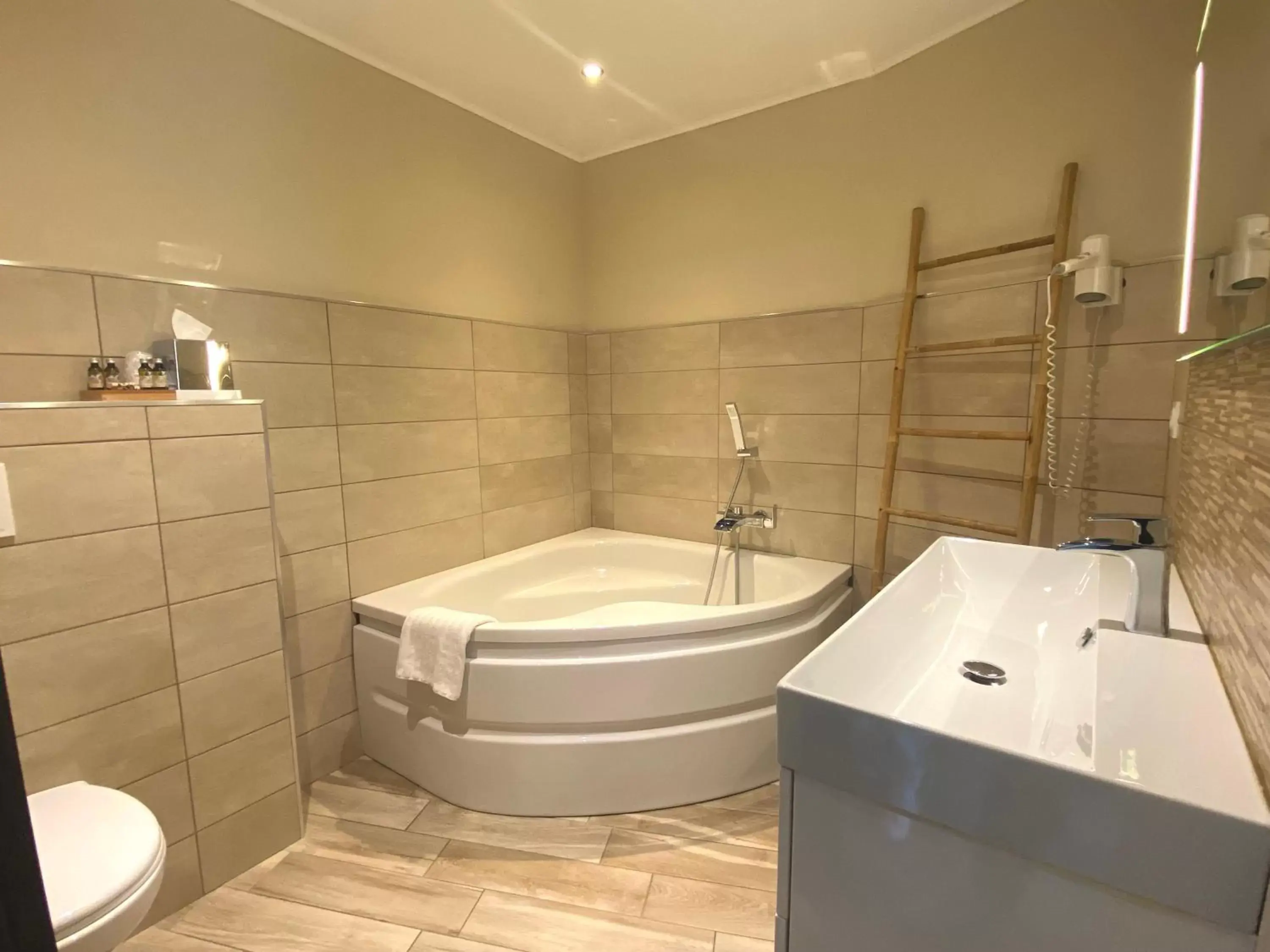 Junior Suite with Sea View in Hôtel Calavita Rooftop & Spa Junior Suite with Sea View in Hôtel Calavita Rooftop & Spa