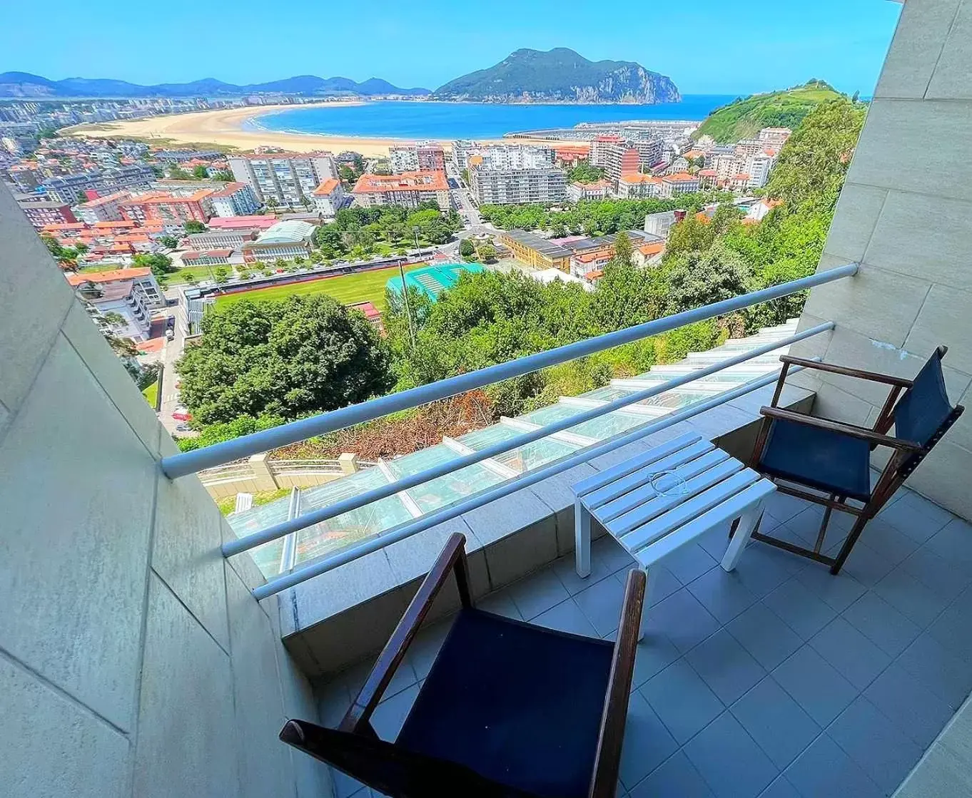 Double Room with Balcony in Hotel Miramar Laredo Double Room with Balcony in Hotel Miramar Laredo