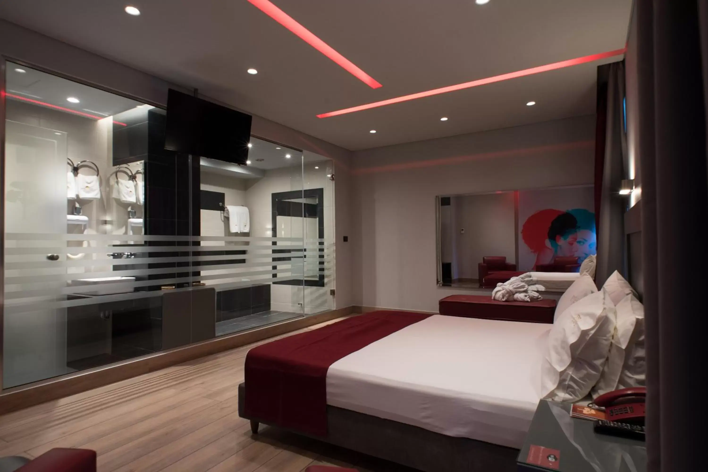 Suite with City View in Pines Hotel Suite with City View in Pines Hotel