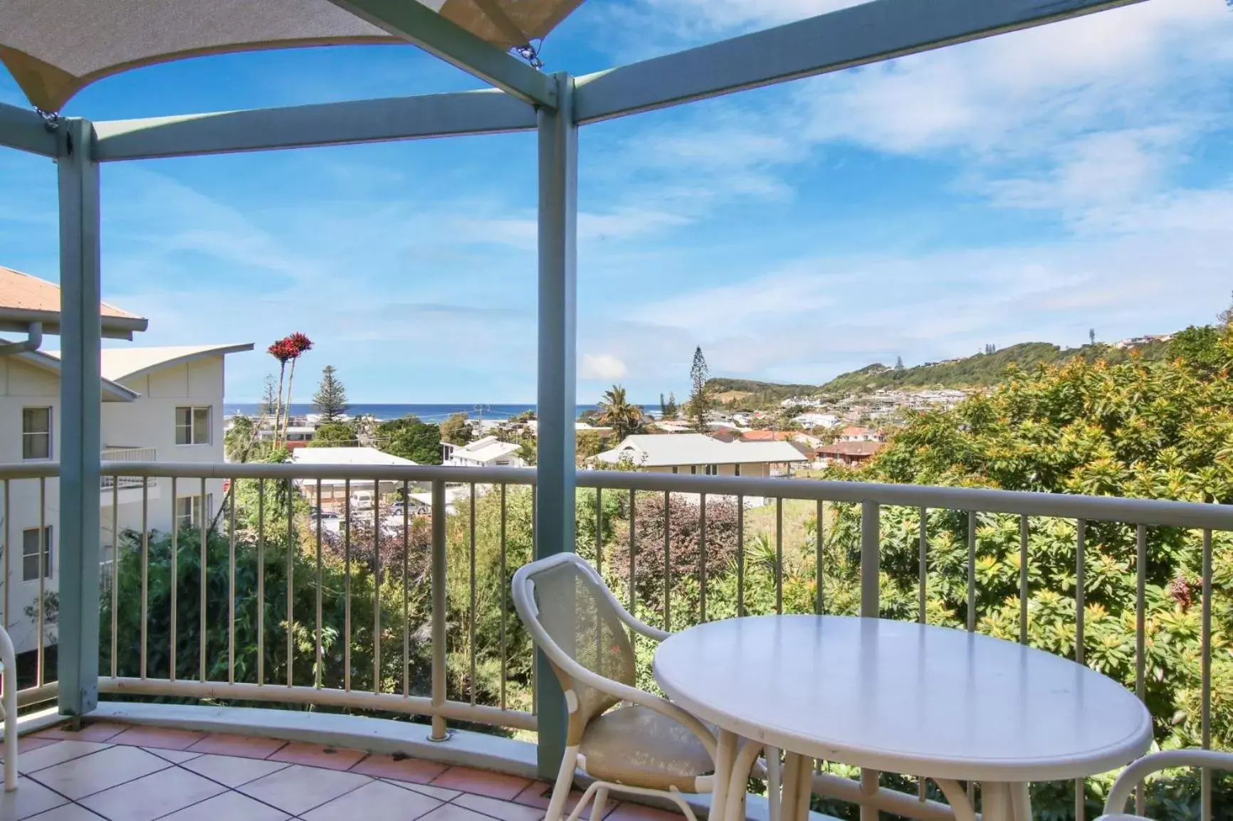 One-Bedroom Apartment with Sea View in Lennox Beach Resort One-Bedroom Apartment with Sea View in Lennox Beach Resort