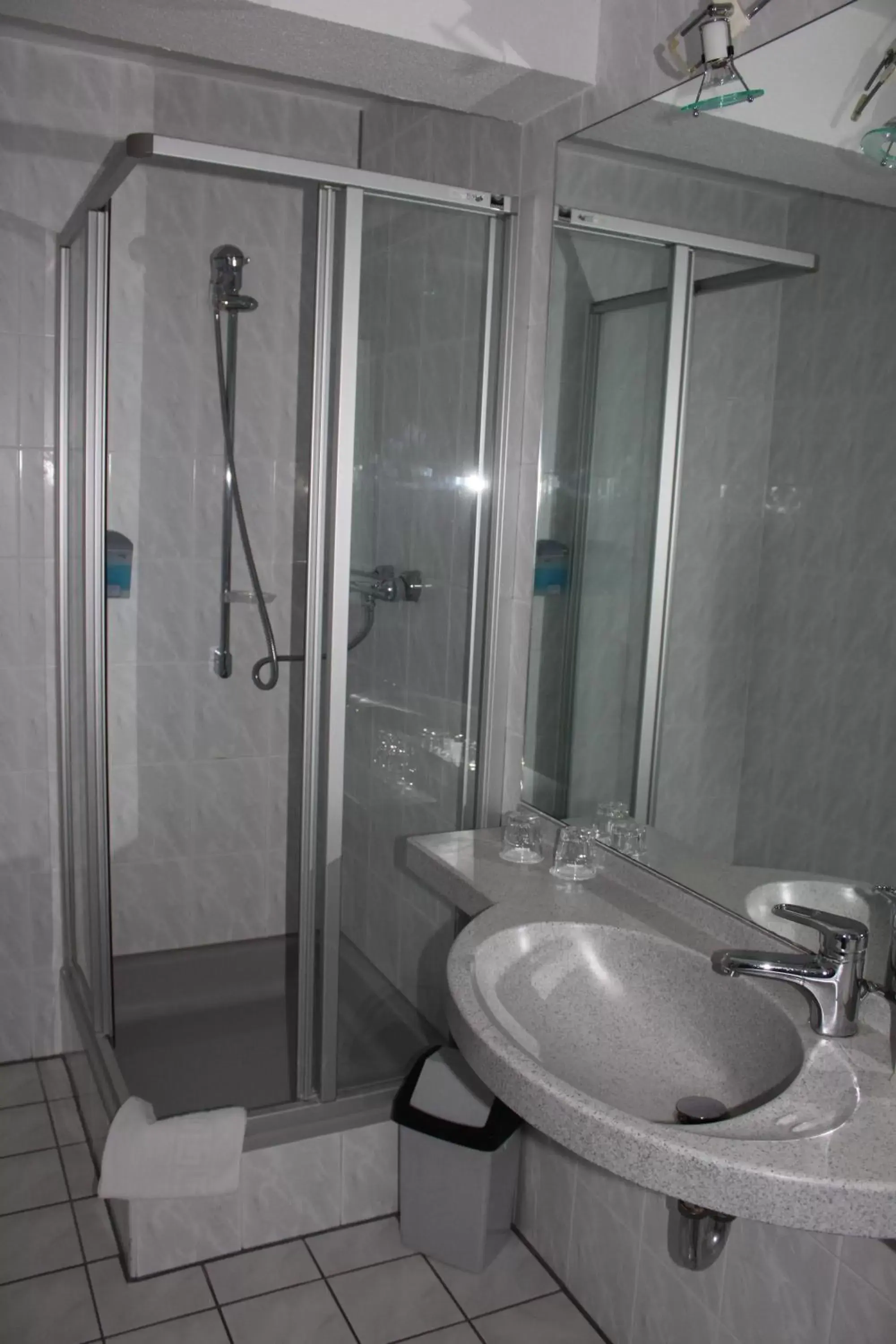 Premium Single Room in Hotel Roemerstein Premium Single Room in Hotel Roemerstein