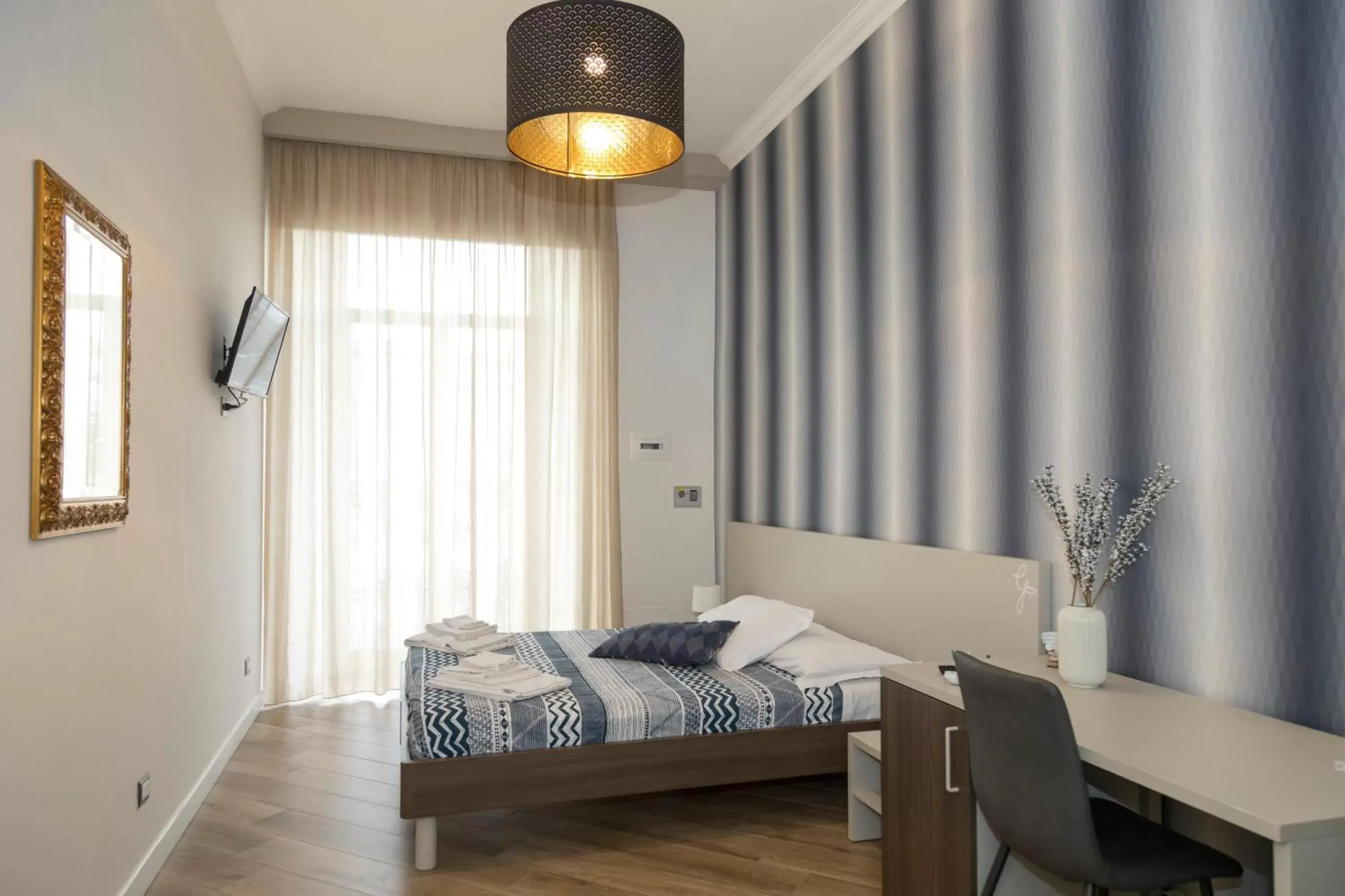 Garibaldi Rooms Garibaldi Rooms