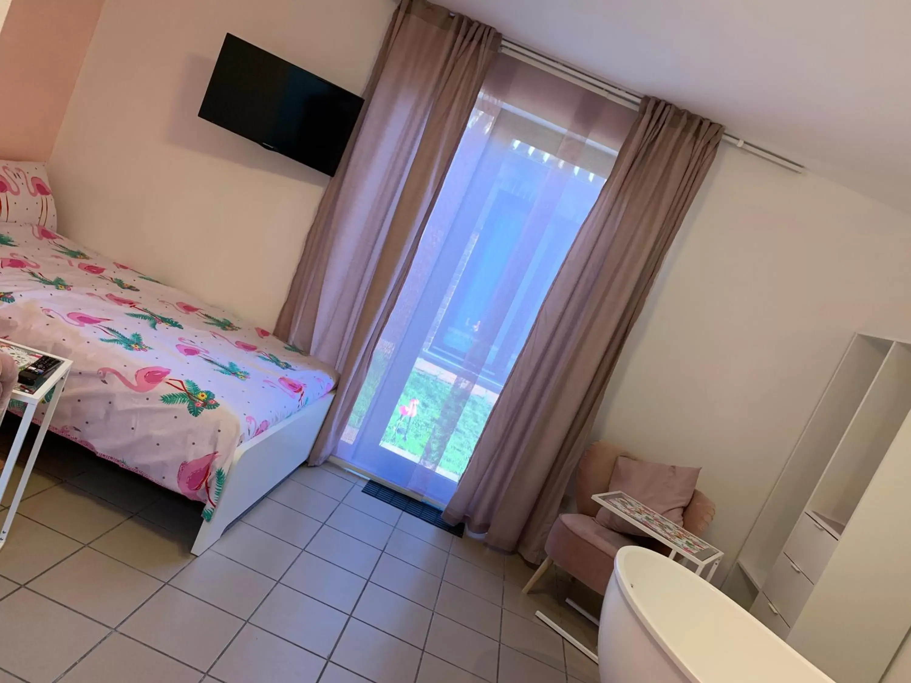 Deluxe Double Room with Bath in Carpe Diem Deluxe Double Room with Bath in Carpe Diem