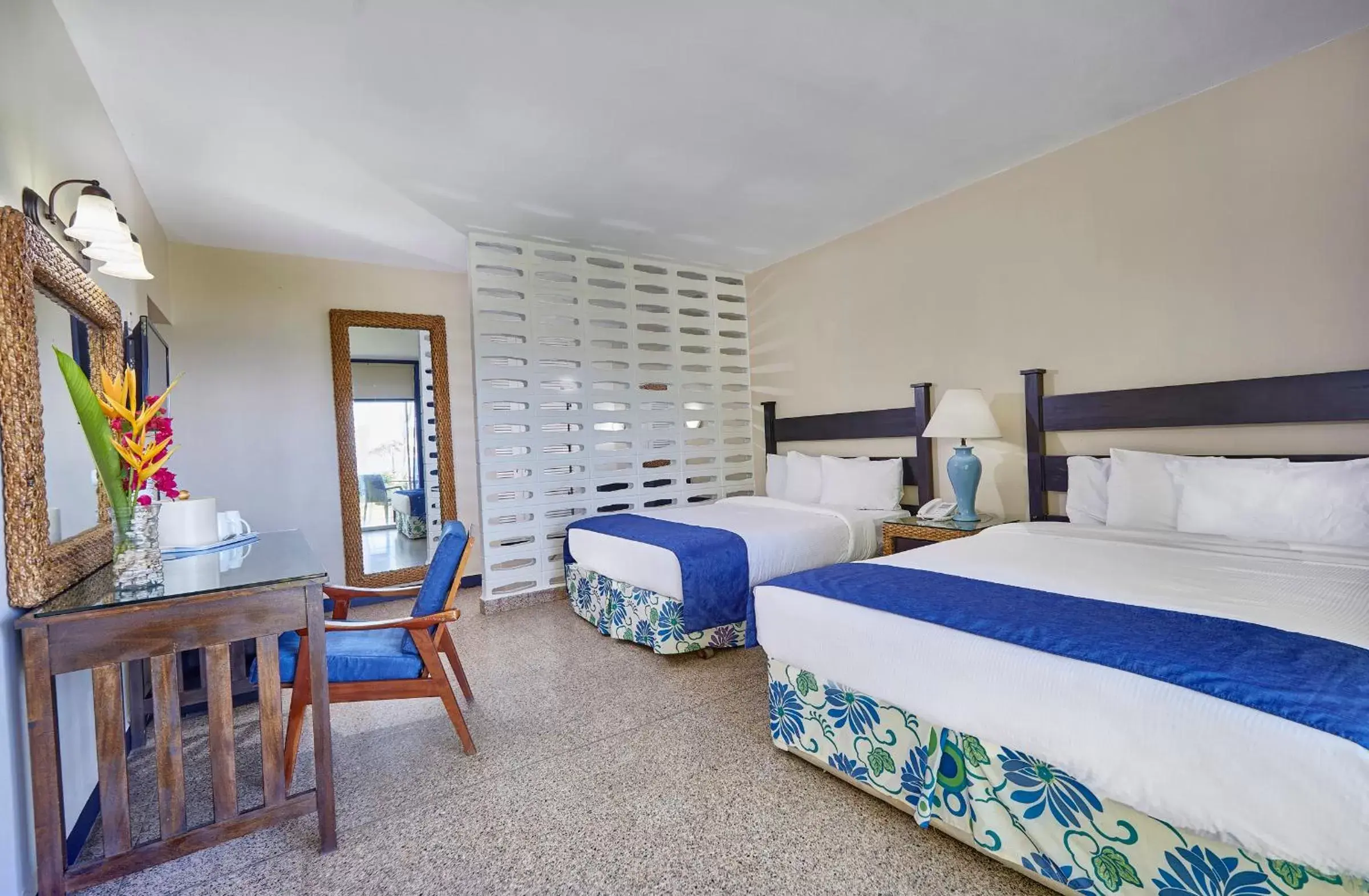 Standard King or Twin Room with Sea View in Starfish Tobago Standard King or Twin Room with Sea View in Starfish Tobago