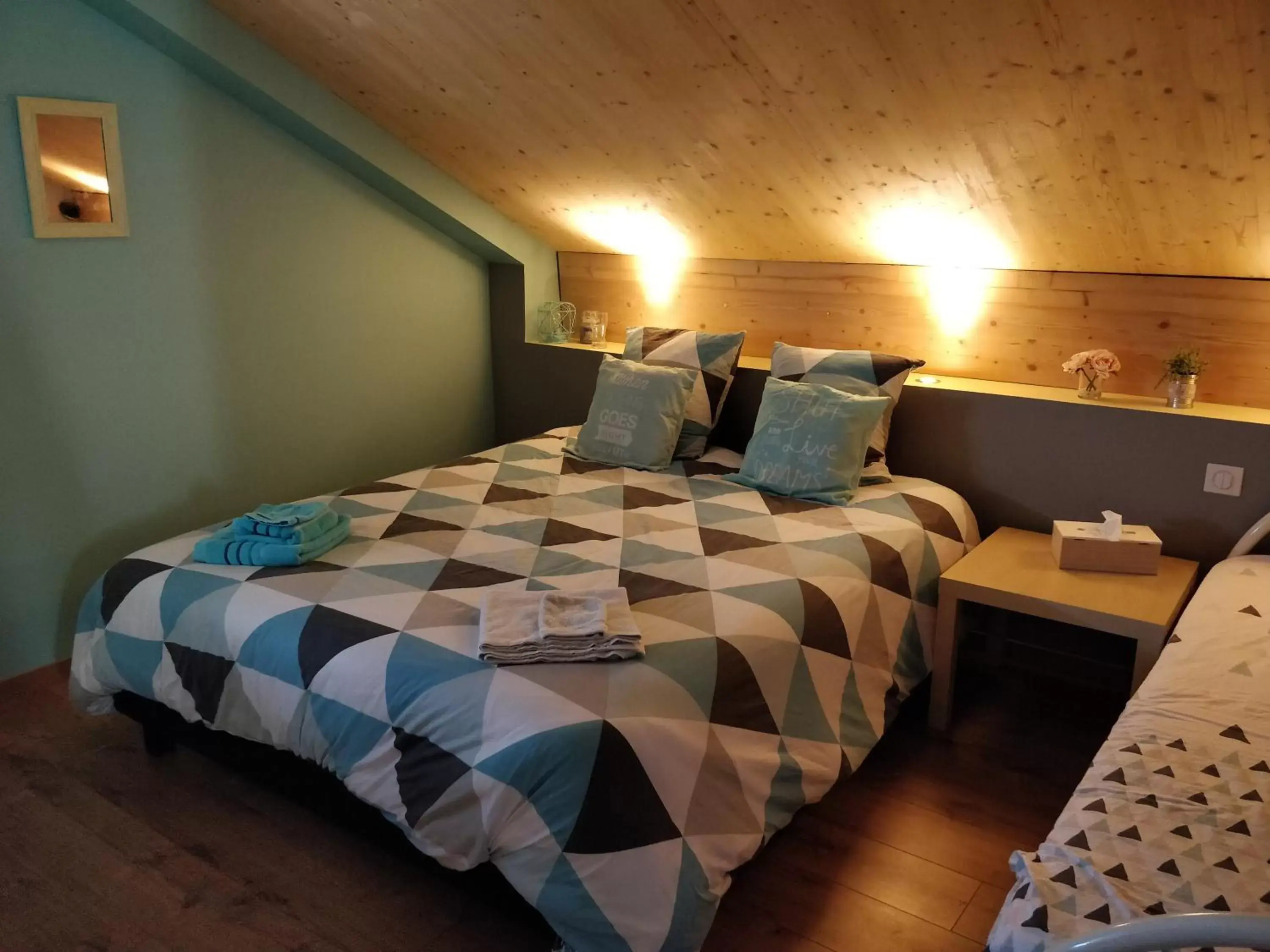 Chambre Chaleureuse chez l'habitant Chambre Chaleureuse chez l'habitant