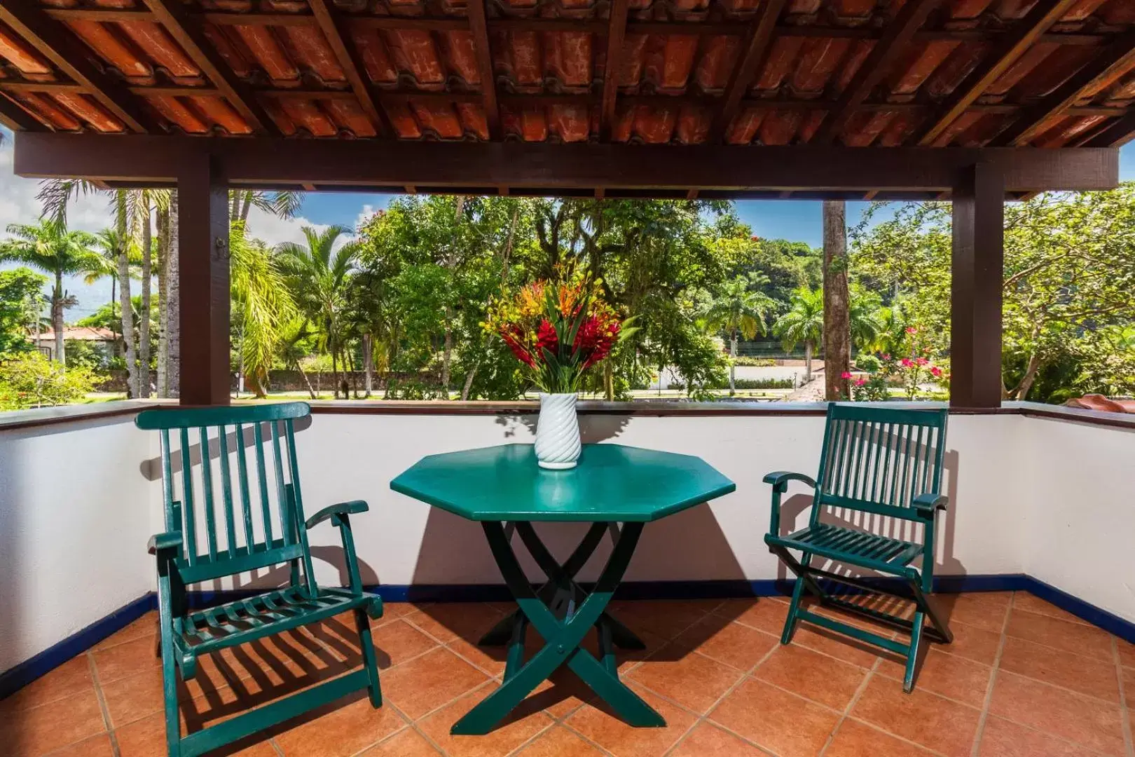 Super Deluxe Triple Room with Lake View in Pousada Corsario Paraty Super Deluxe Triple Room with Lake View in Pousada Corsario Paraty