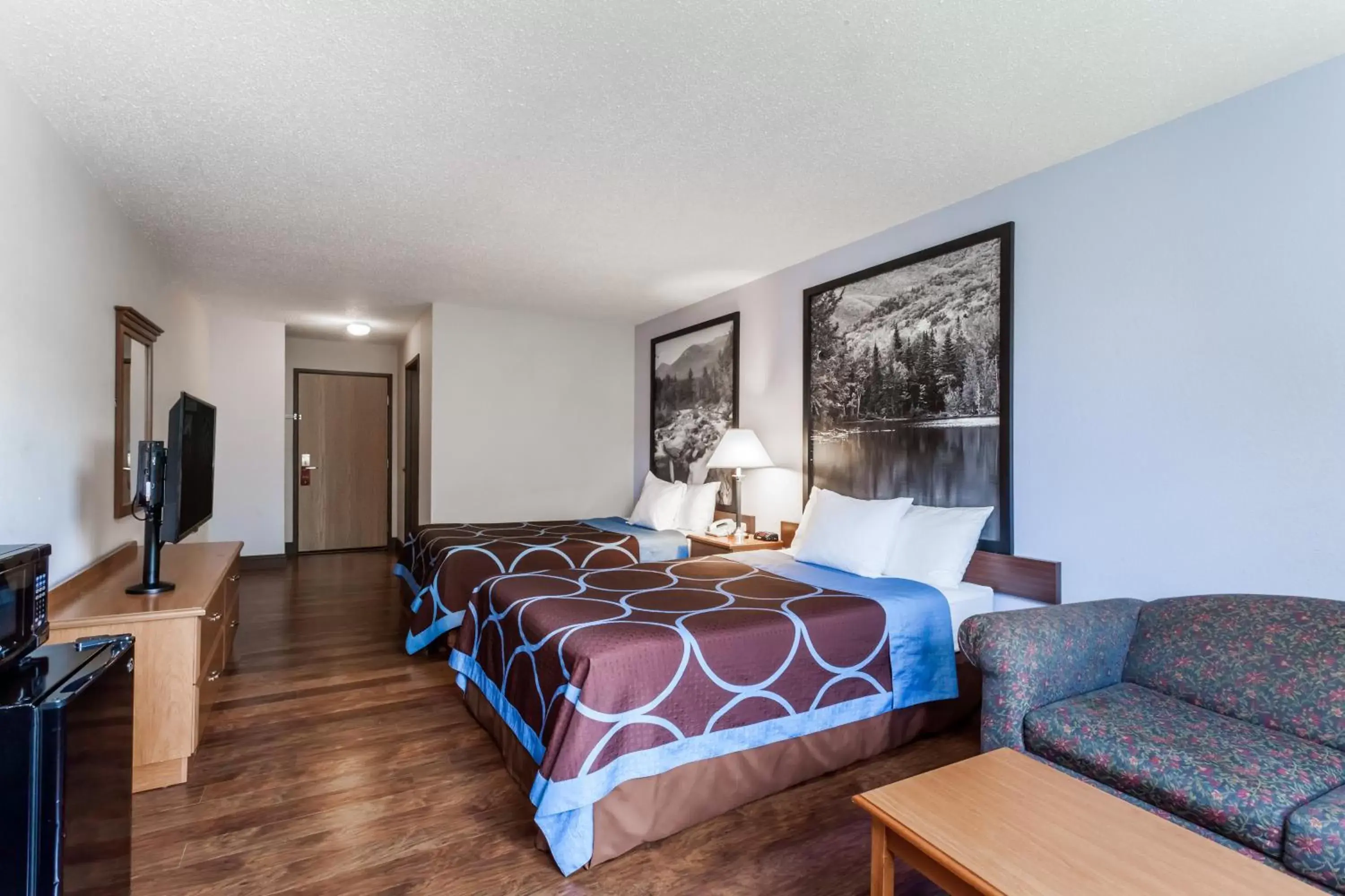 Deluxe Double Room with Two Double Beds - Non-Smoking in Super 8 by Wyndham Cobleskill NY Deluxe Double Room with Two Double Beds - Non-Smoking in Super 8 by Wyndham Cobleskill NY