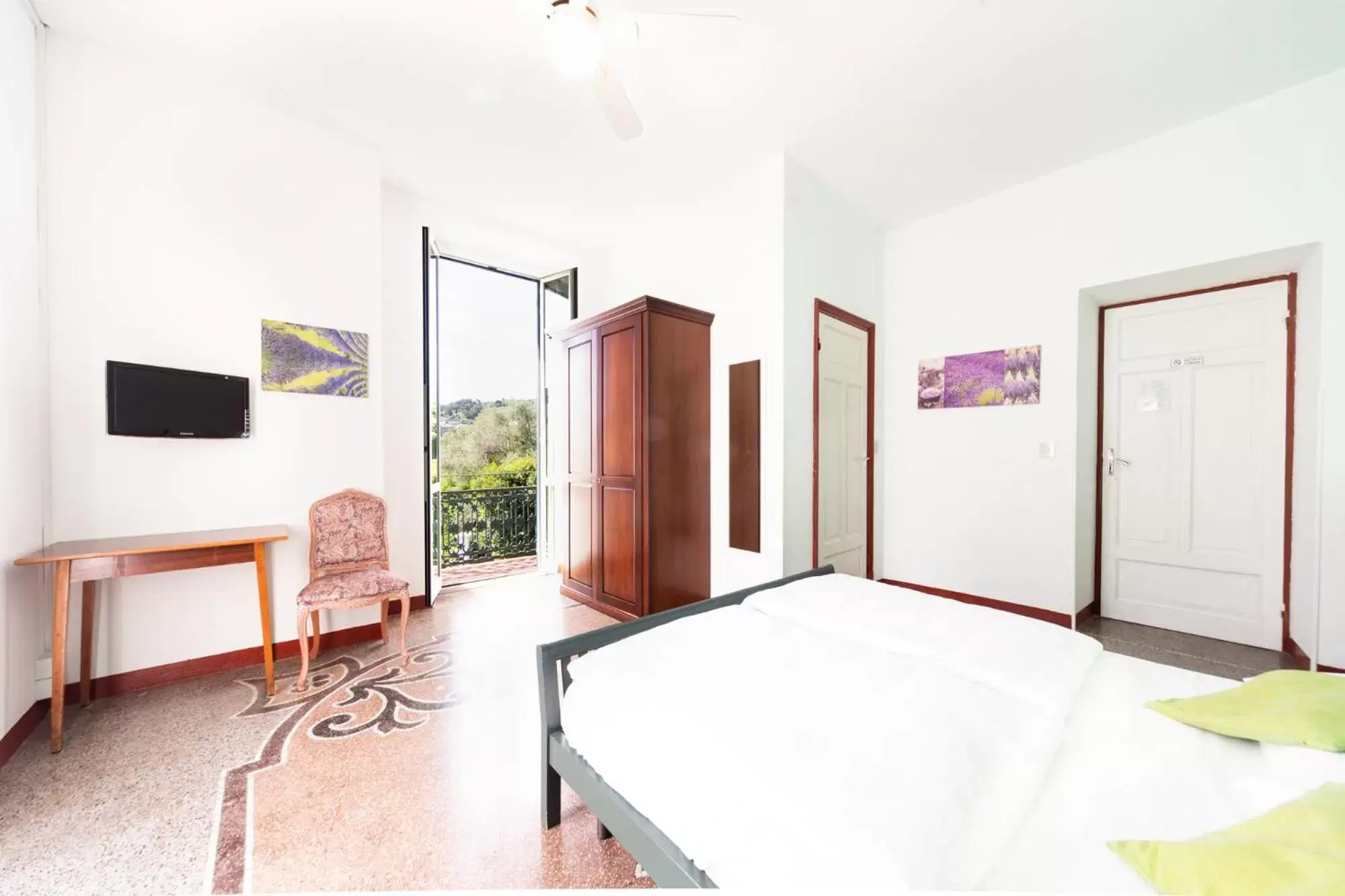 Deluxe Double Room in Hotel Ristorante Il Caminetto Deluxe Double Room in Hotel Ristorante Il Caminetto