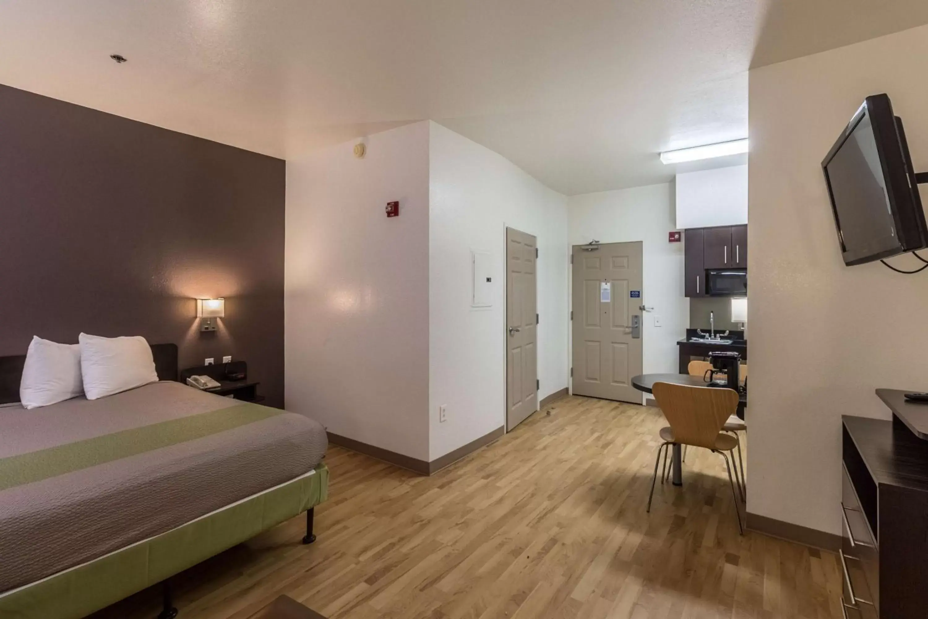 Queen Room - single occupancy - Disability Access - Smoking in Studio 6-Mcallen, TX Queen Room - single occupancy - Disability Access - Smoking in Studio 6-Mcallen, TX