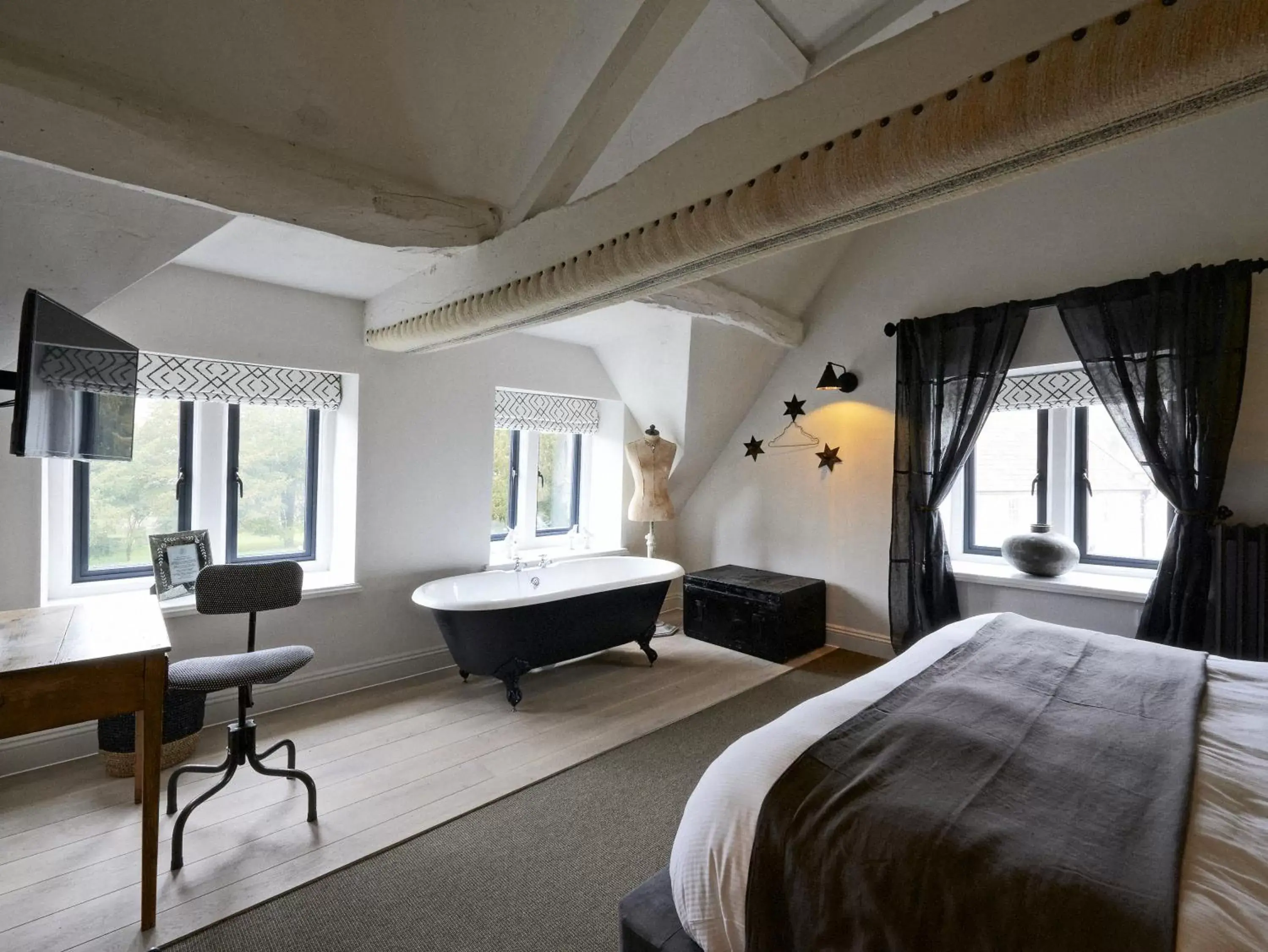 Large Double Room in Timbrell's Yard Large Double Room in Timbrell's Yard