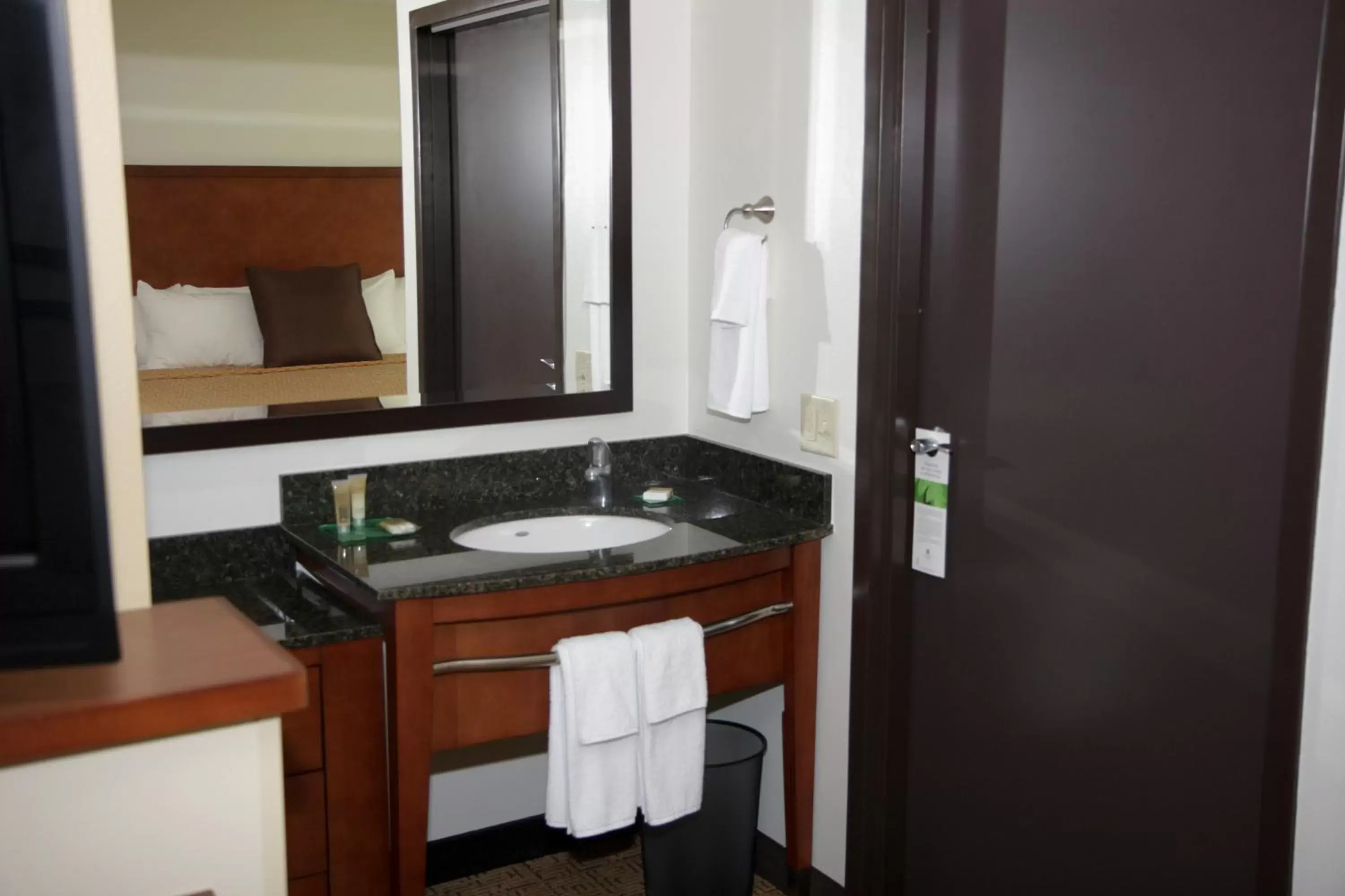King Room with Sofa Bed and Accessible Tub - Disability Access in Hyatt Place Fort Myers at the Forum King Room with Sofa Bed and Accessible Tub - Disability Access in Hyatt Place Fort Myers at the Forum