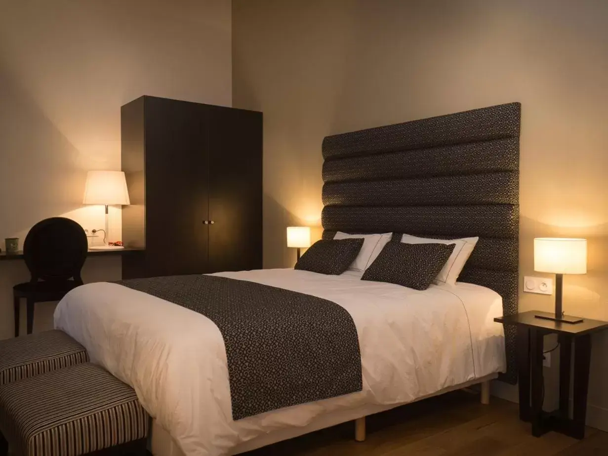 Suite with Garden View in Chateau La France Suite with Garden View in Chateau La France