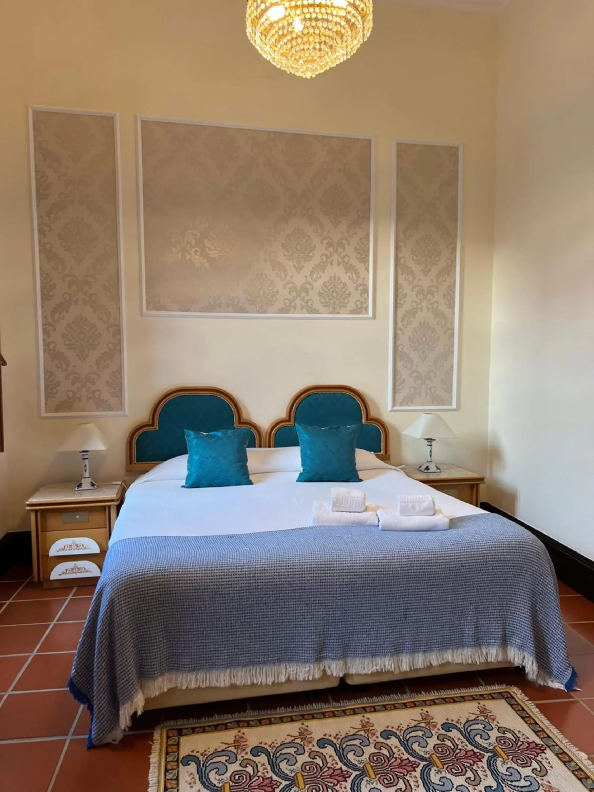 Deluxe Room in Cuba Real Deluxe Room in Cuba Real