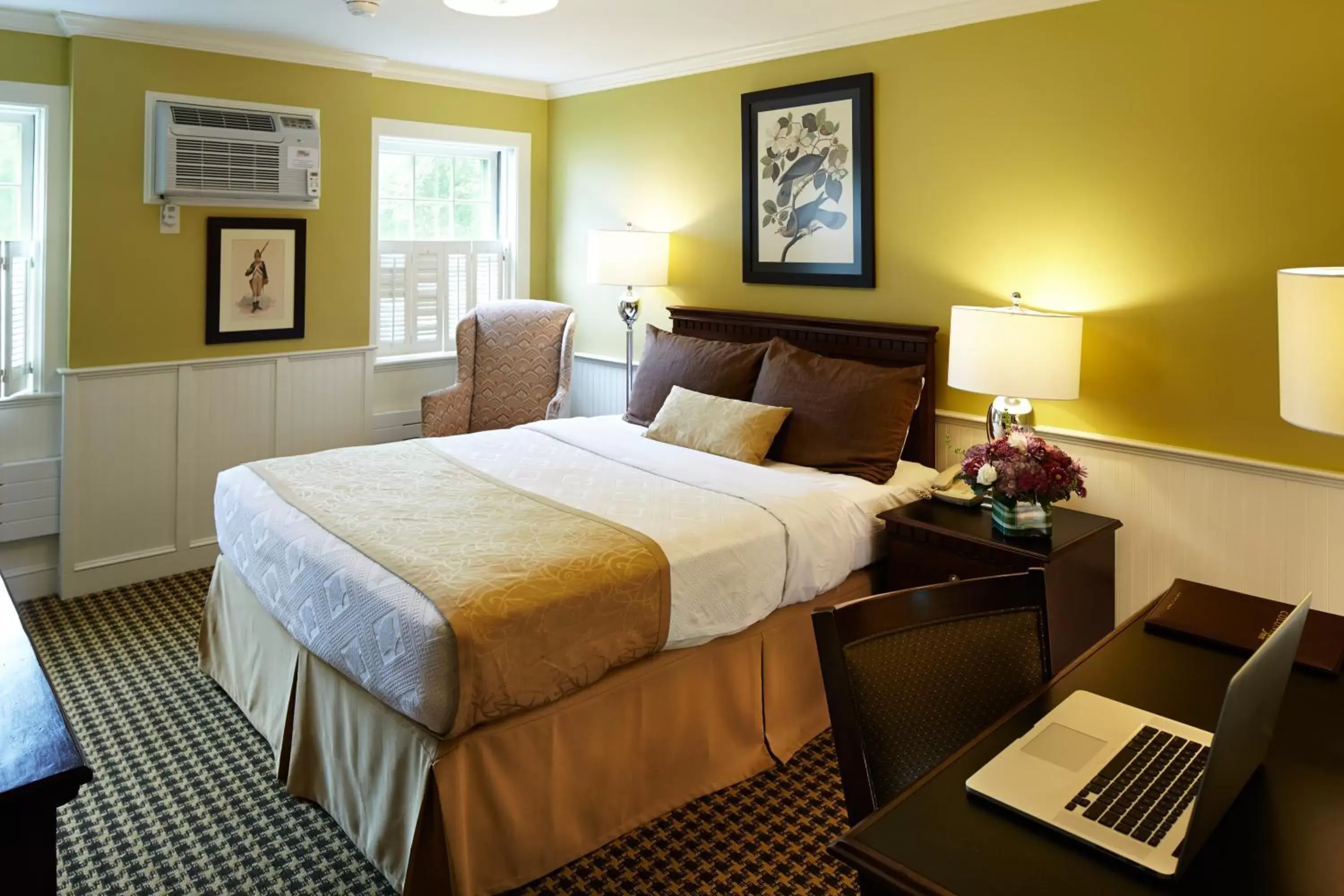 Prescott Queen Room in Concord's Colonial Inn Prescott Queen Room in Concord's Colonial Inn