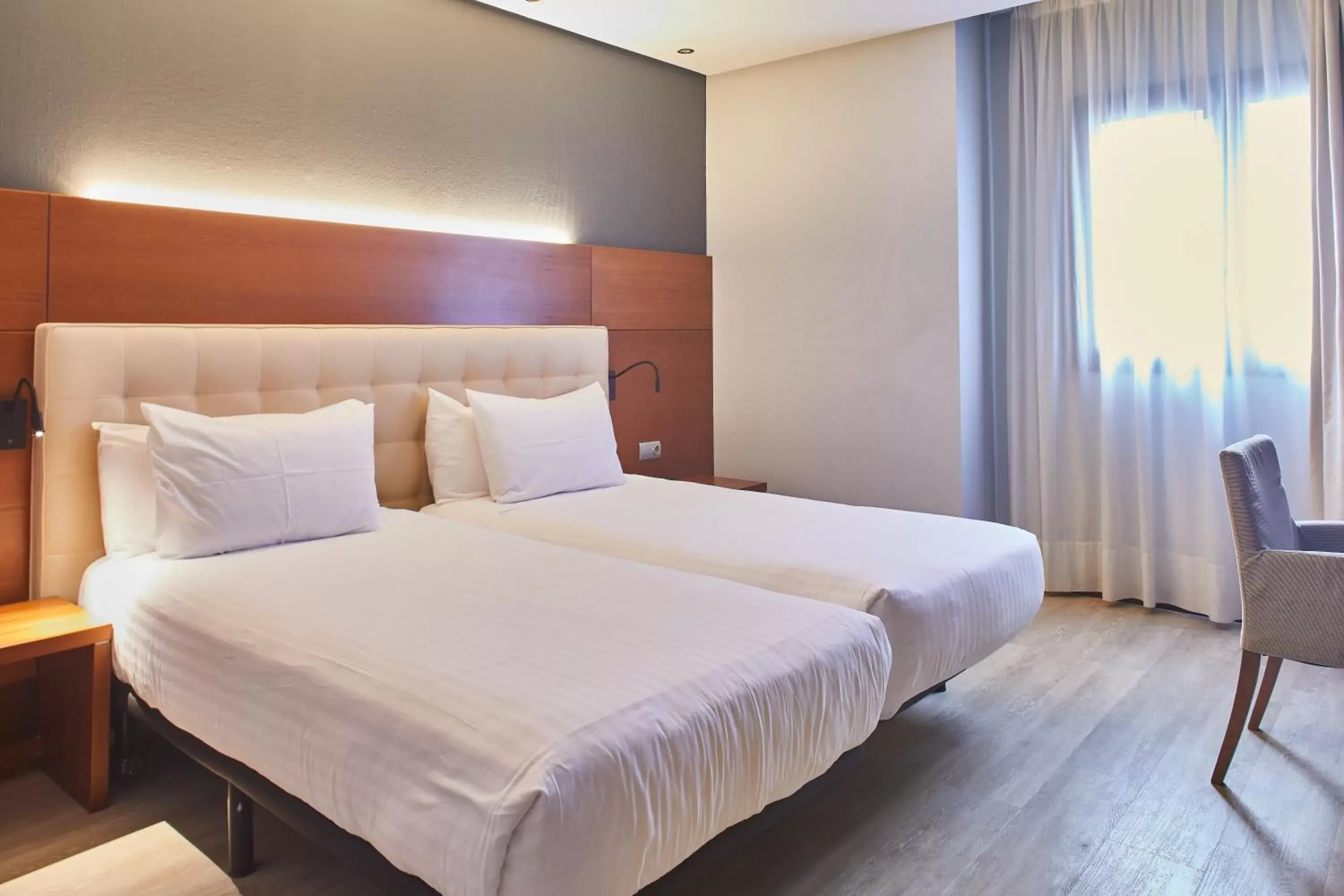 Standard Double or Twin Room with City View in Silken Coliseum Standard Double or Twin Room with City View in Silken Coliseum