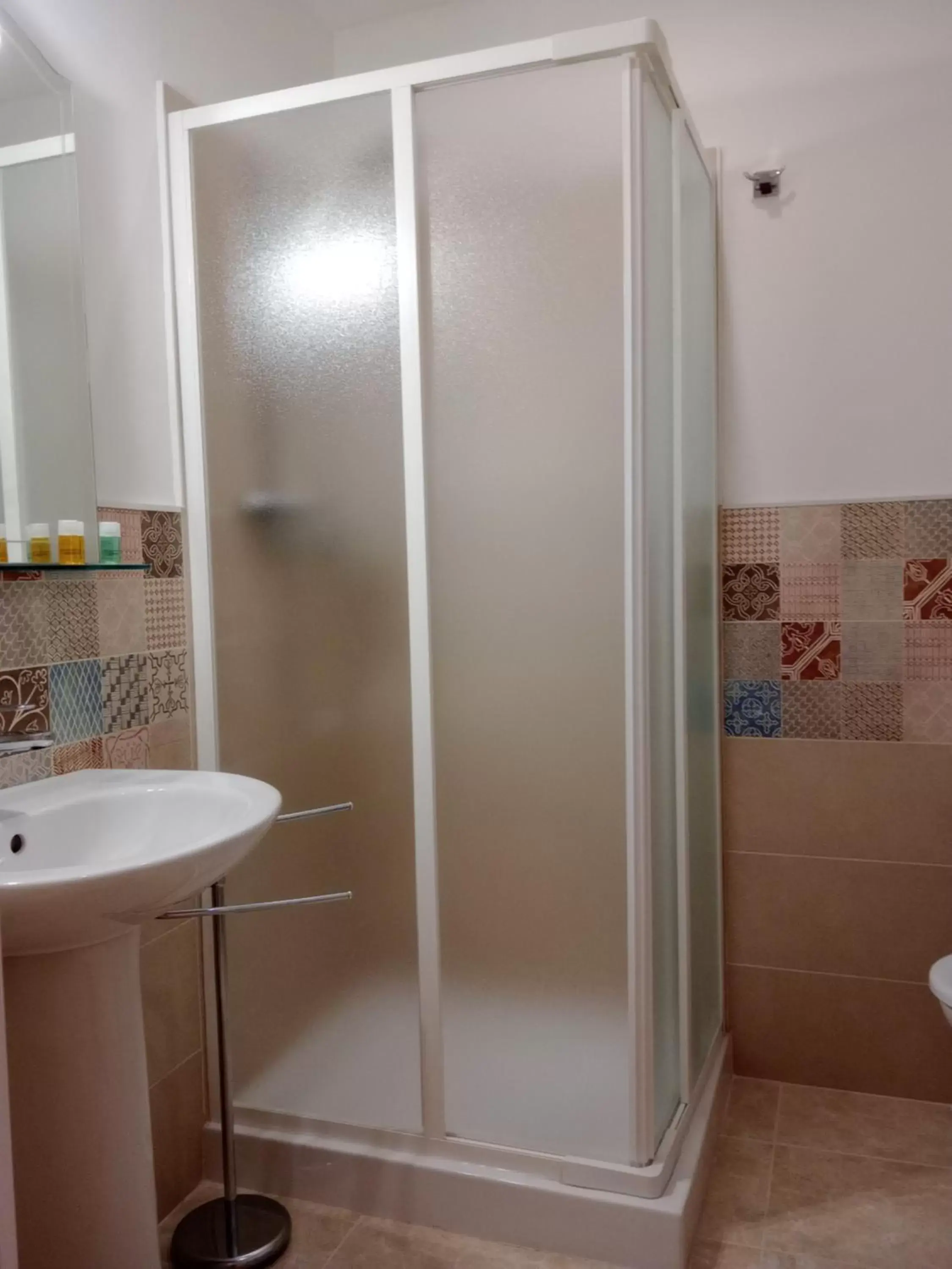 Double Room with Private Bathroom in La valigia sul letto Double Room with Private Bathroom in La valigia sul letto