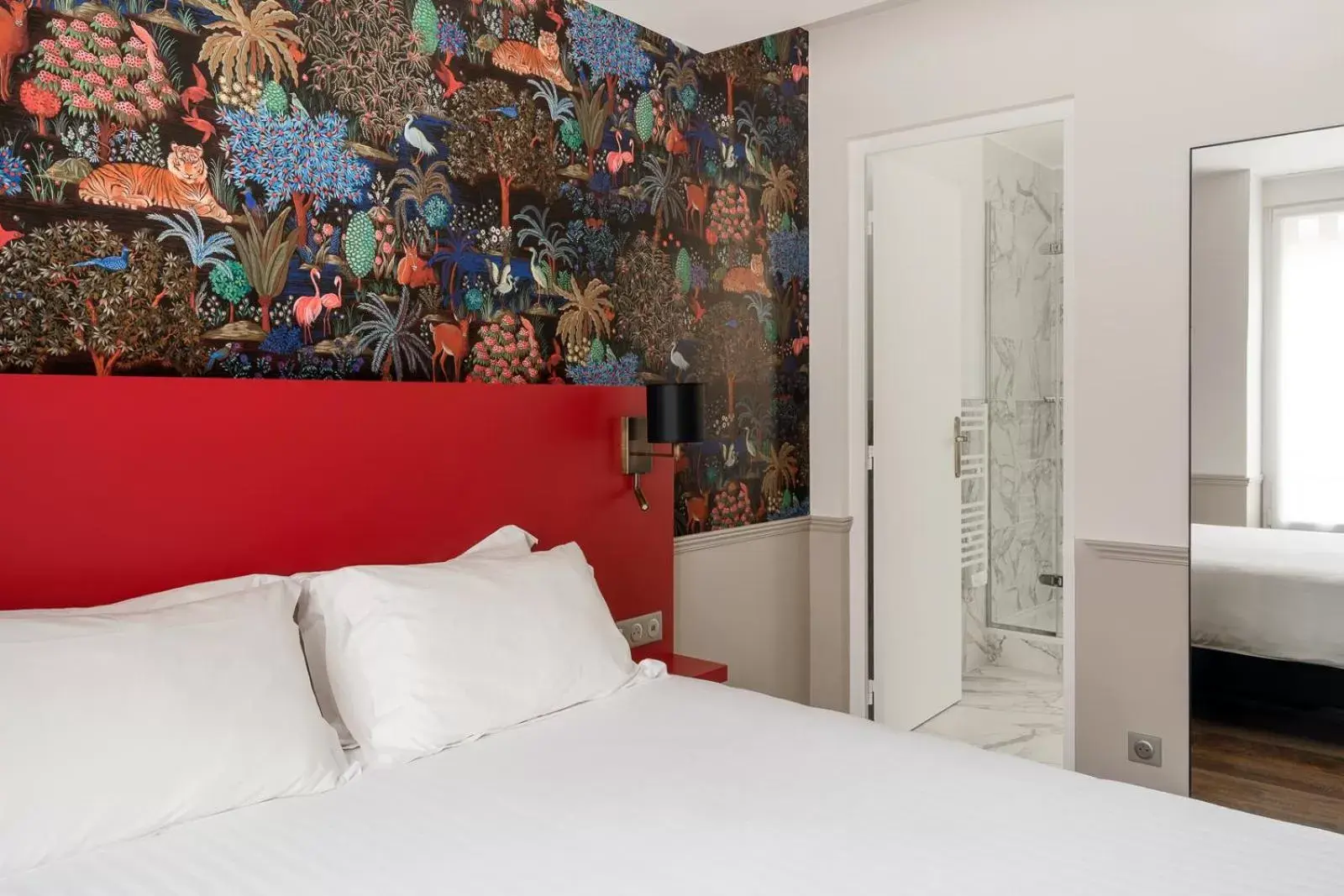 Deluxe Double Room in Hôtel 31 - Paris Tour Eiffel Deluxe Double Room in Hôtel 31 - Paris Tour Eiffel