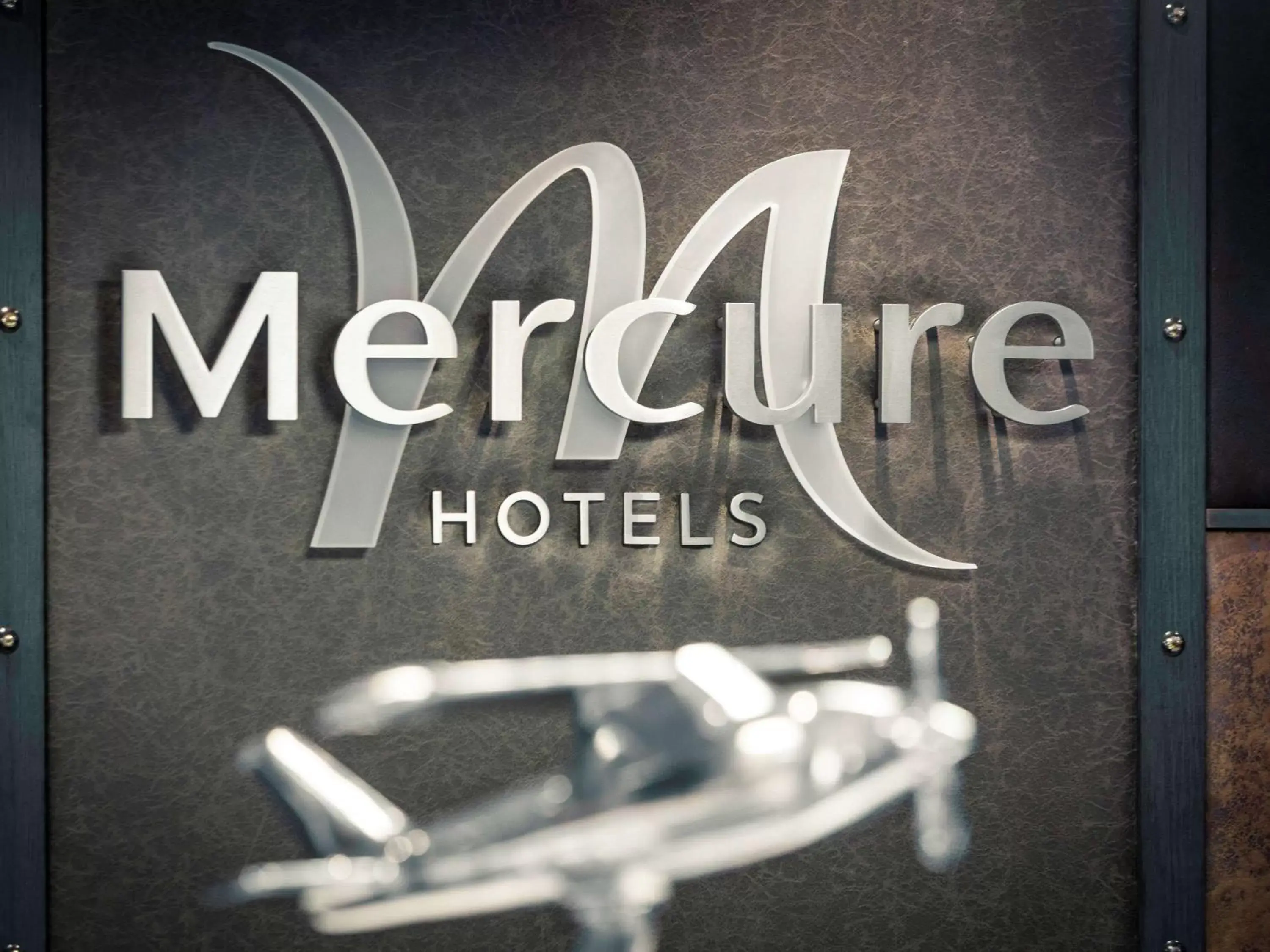 Mercure London Heathrow Airport Mercure London Heathrow Airport