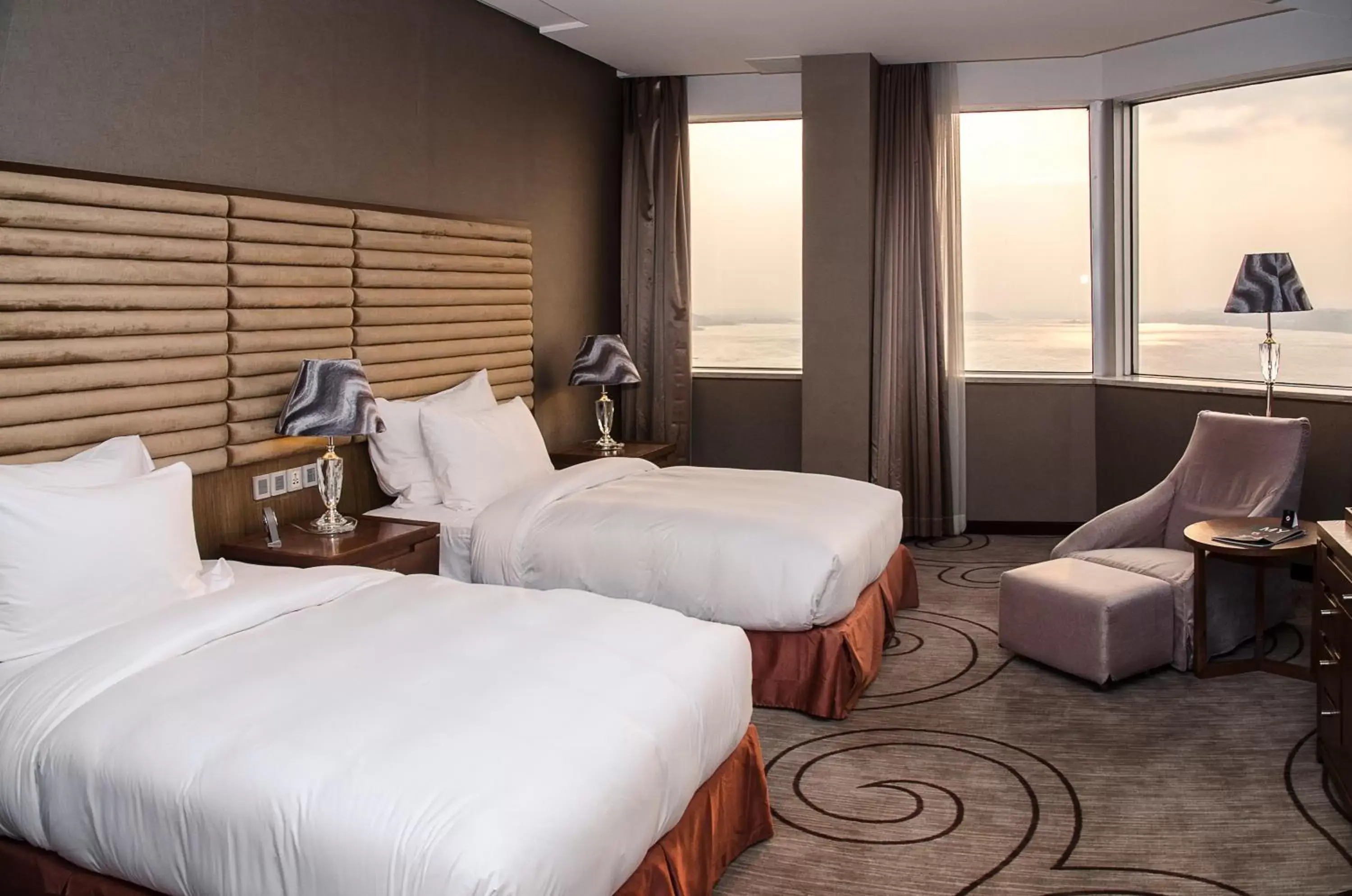 Fleuve Deluxe Twin Room - single occupancy in Fleuve Congo Hotel By Blazon Hotels Fleuve Deluxe Twin Room - single occupancy in Fleuve Congo Hotel By Blazon Hotels