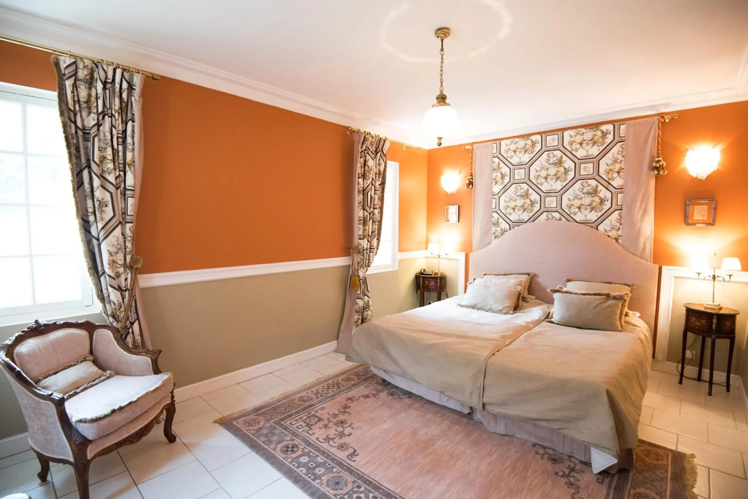 Comfort Double Room in Chateau de Lantic Comfort Double Room in Chateau de Lantic