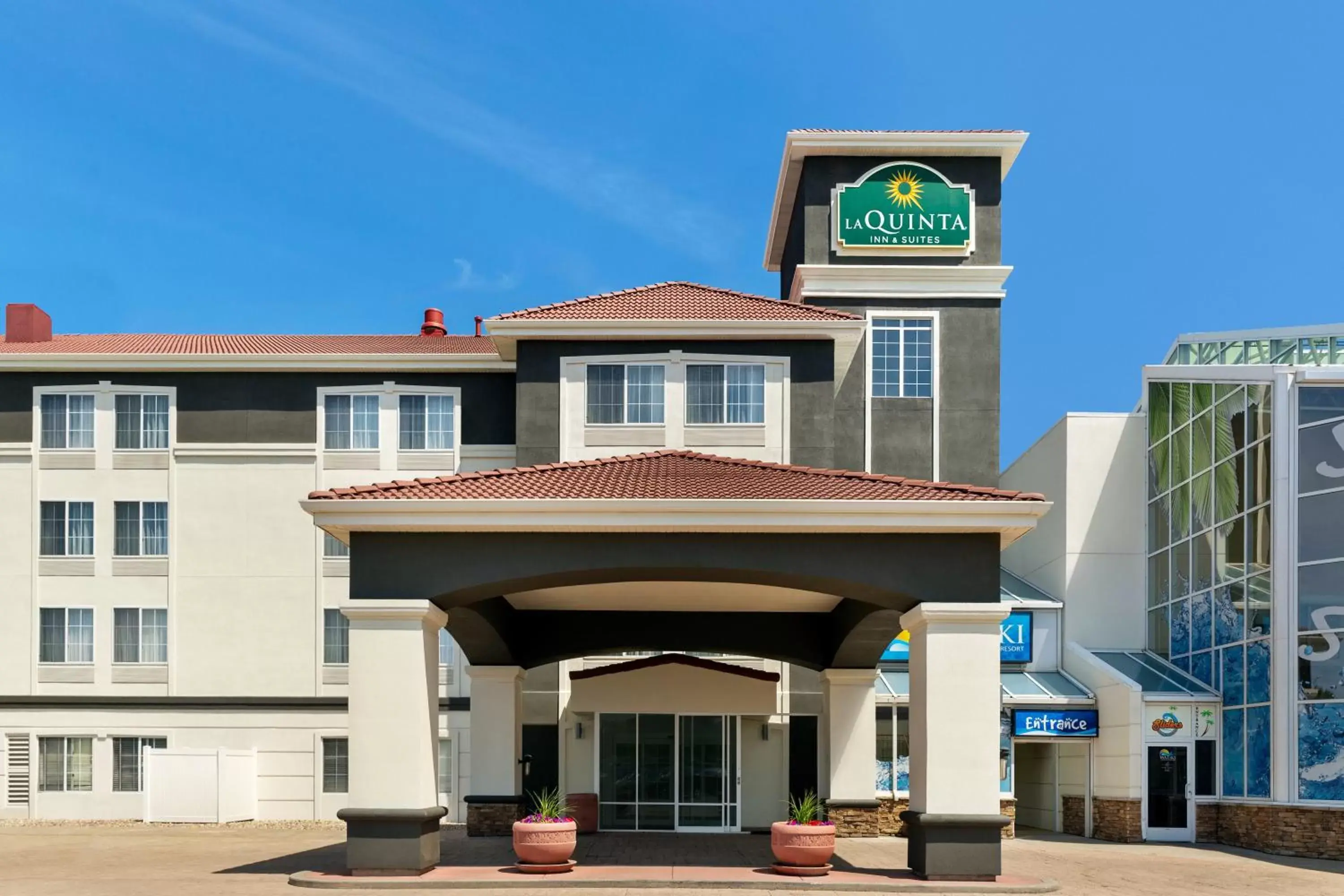 La Quinta Inn and Suites by Wyndham at WaTiki Waterpark La Quinta Inn and Suites by Wyndham at WaTiki Waterpark