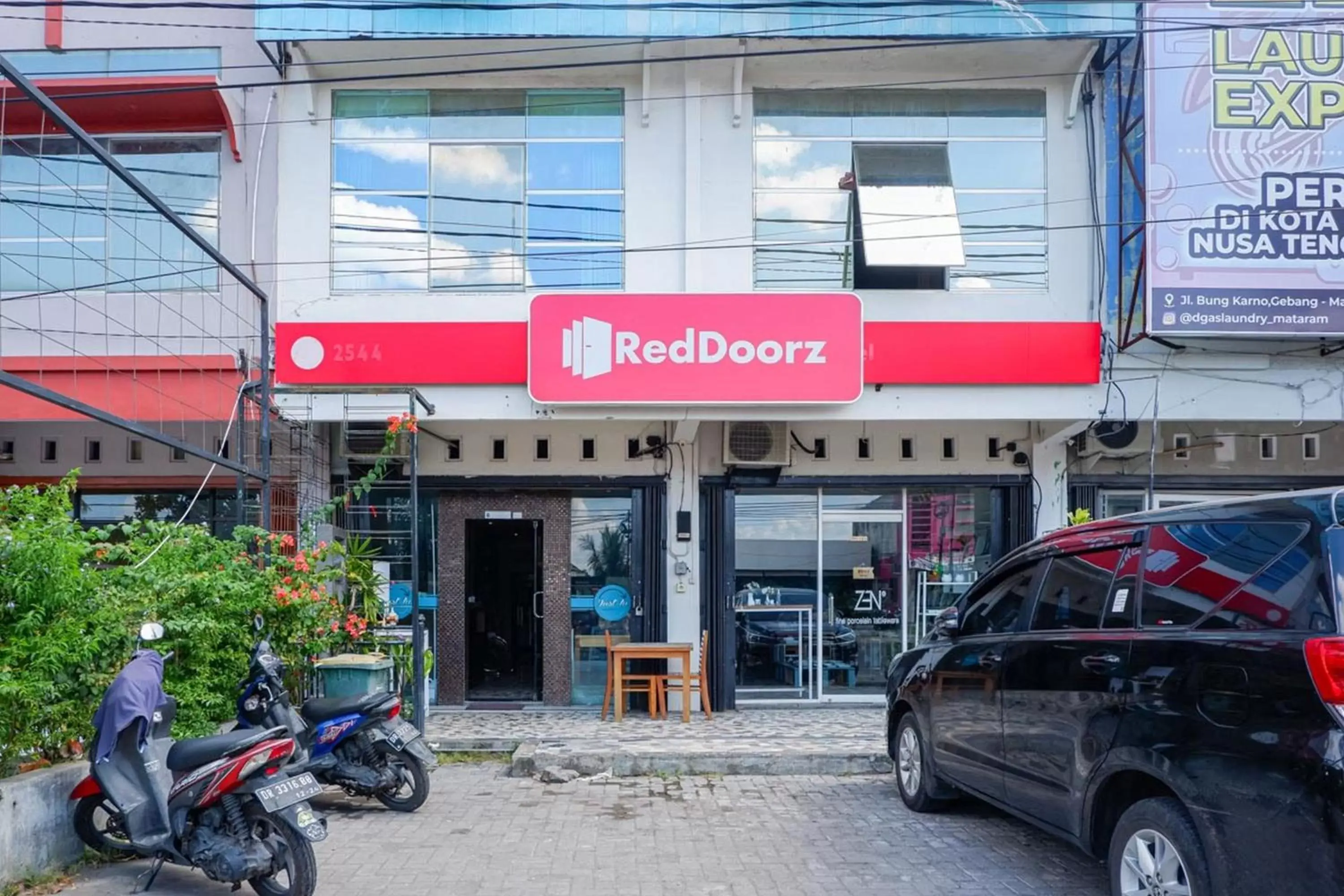 Reddoorz at Just In Mataram City Reddoorz at Just In Mataram City