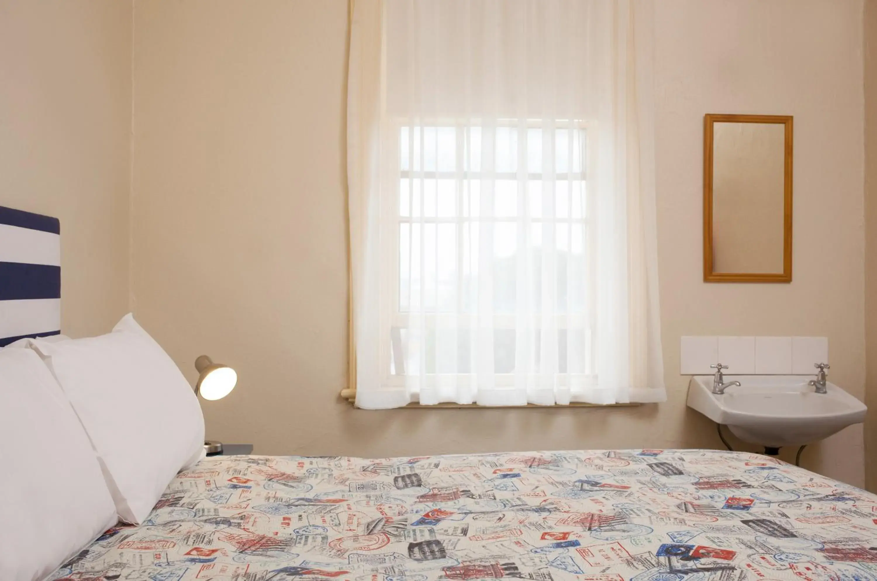 Queen Room in The Cally Hotel Queen Room in The Cally Hotel