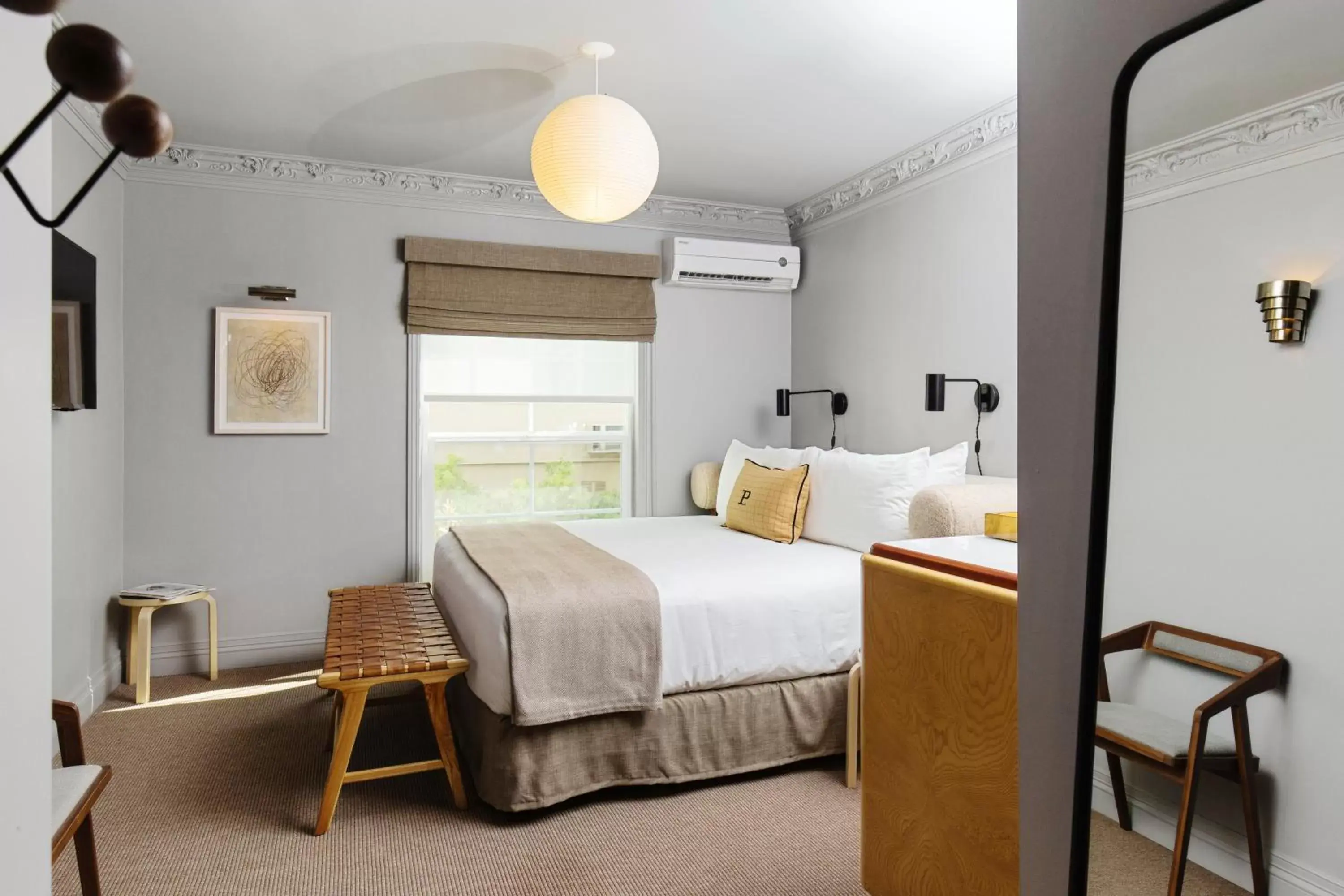 King Room with Garden View in Palihotel Westwood Village - West Beverly Hills King Room with Garden View in Palihotel Westwood Village - West Beverly Hills