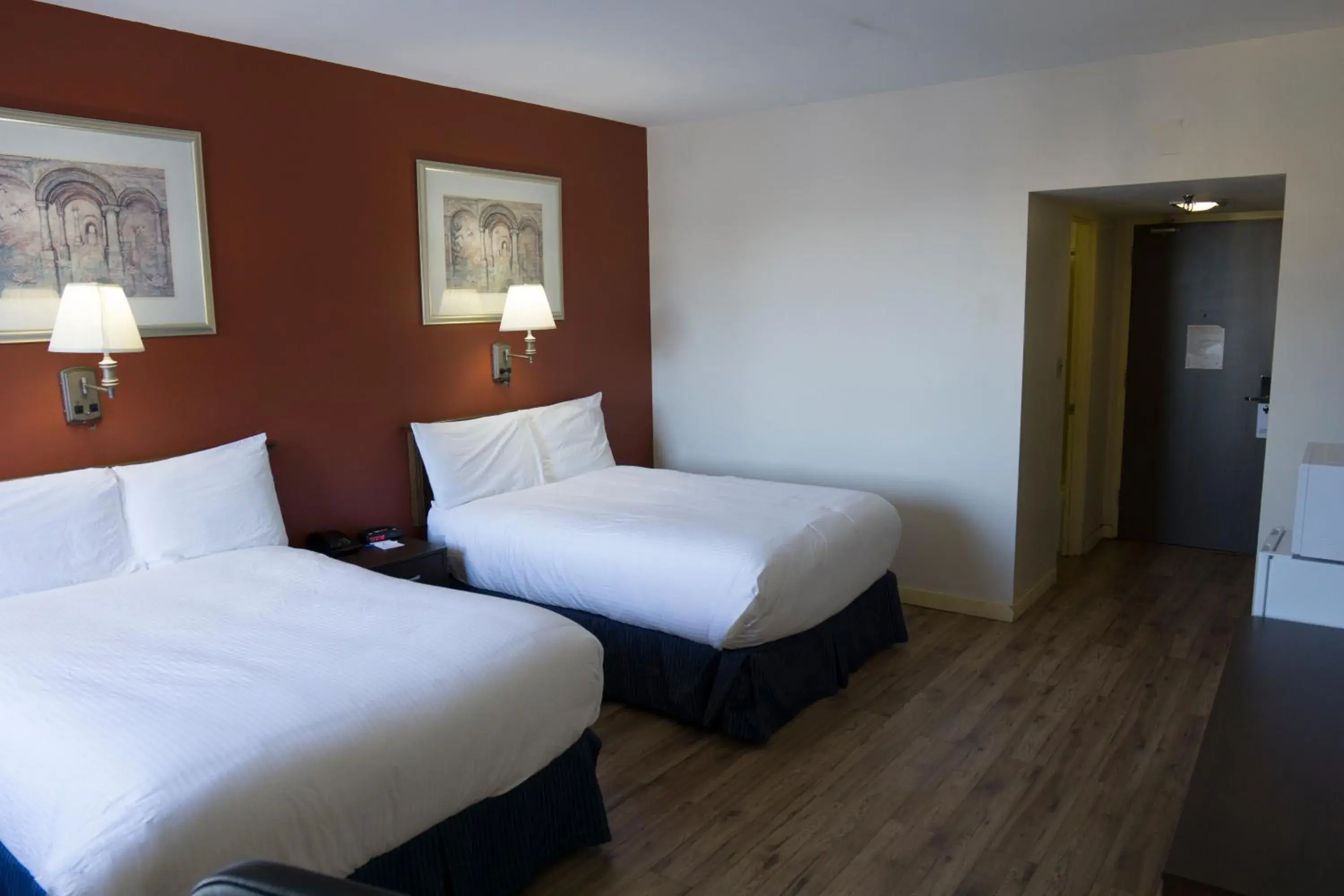 Deluxe Two Double Beds in The Marlborough Hotel Deluxe Two Double Beds in The Marlborough Hotel