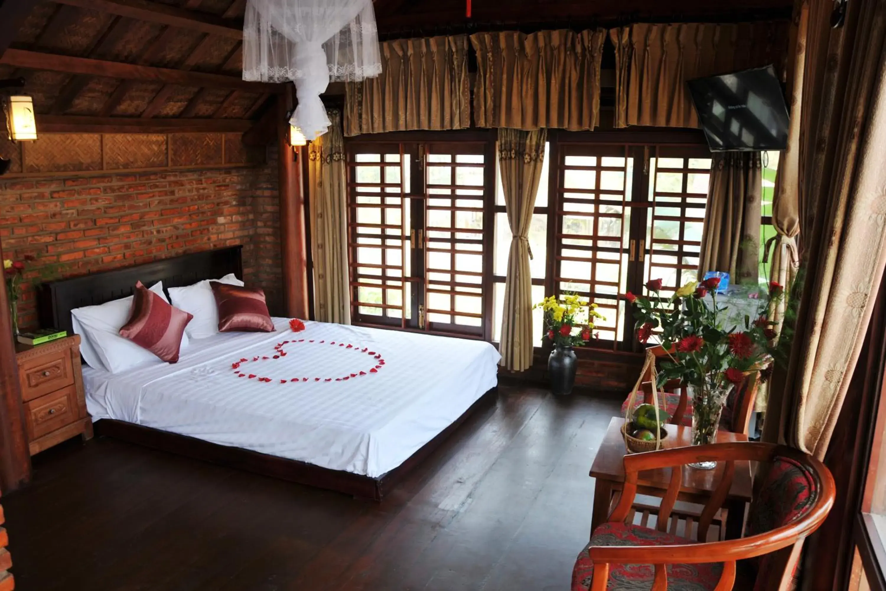 Deluxe Double Room with Balcony in Seaside An Bang Homestay Deluxe Double Room with Balcony in Seaside An Bang Homestay