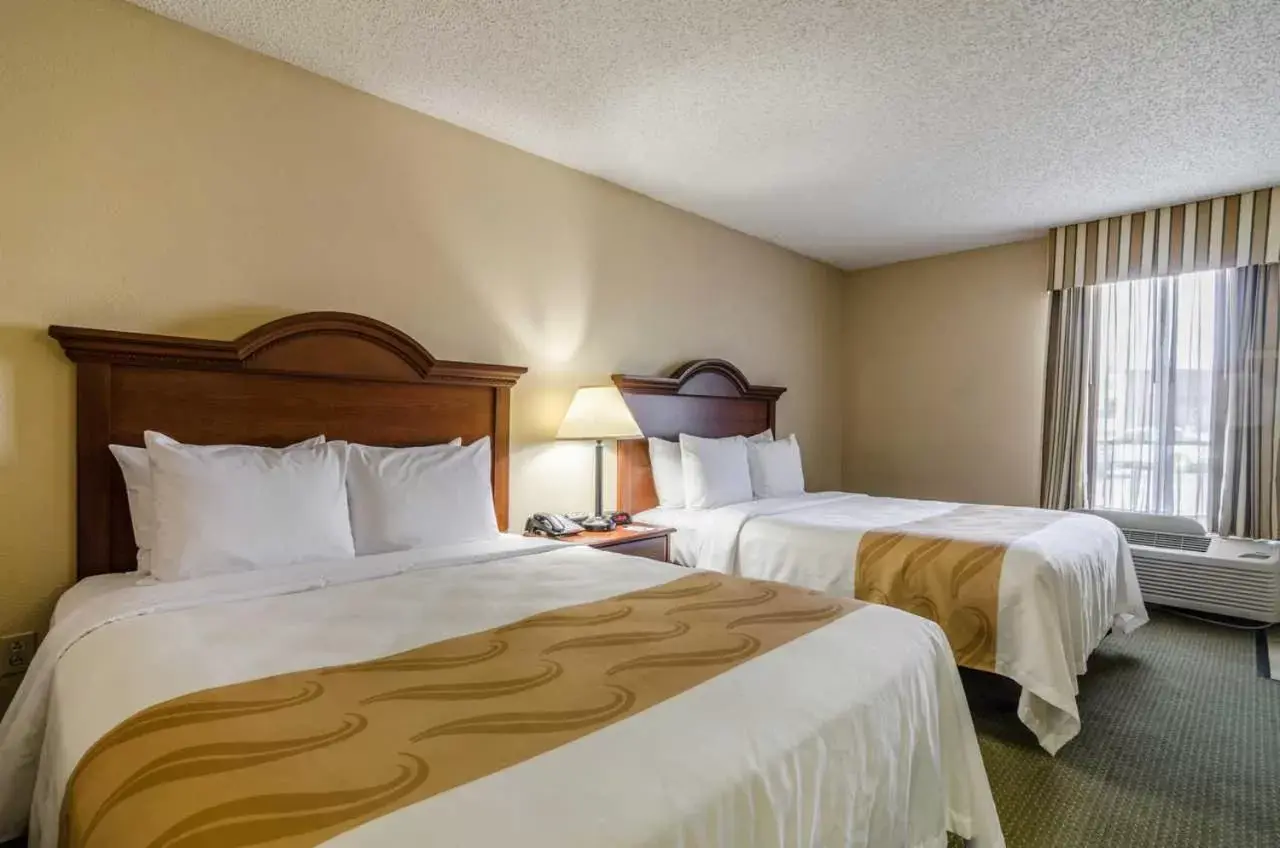 Queen Room with 2 Queen Beds - Non-Smoking in Quality Inn Harrison North Queen Room with 2 Queen Beds - Non-Smoking in Quality Inn Harrison North