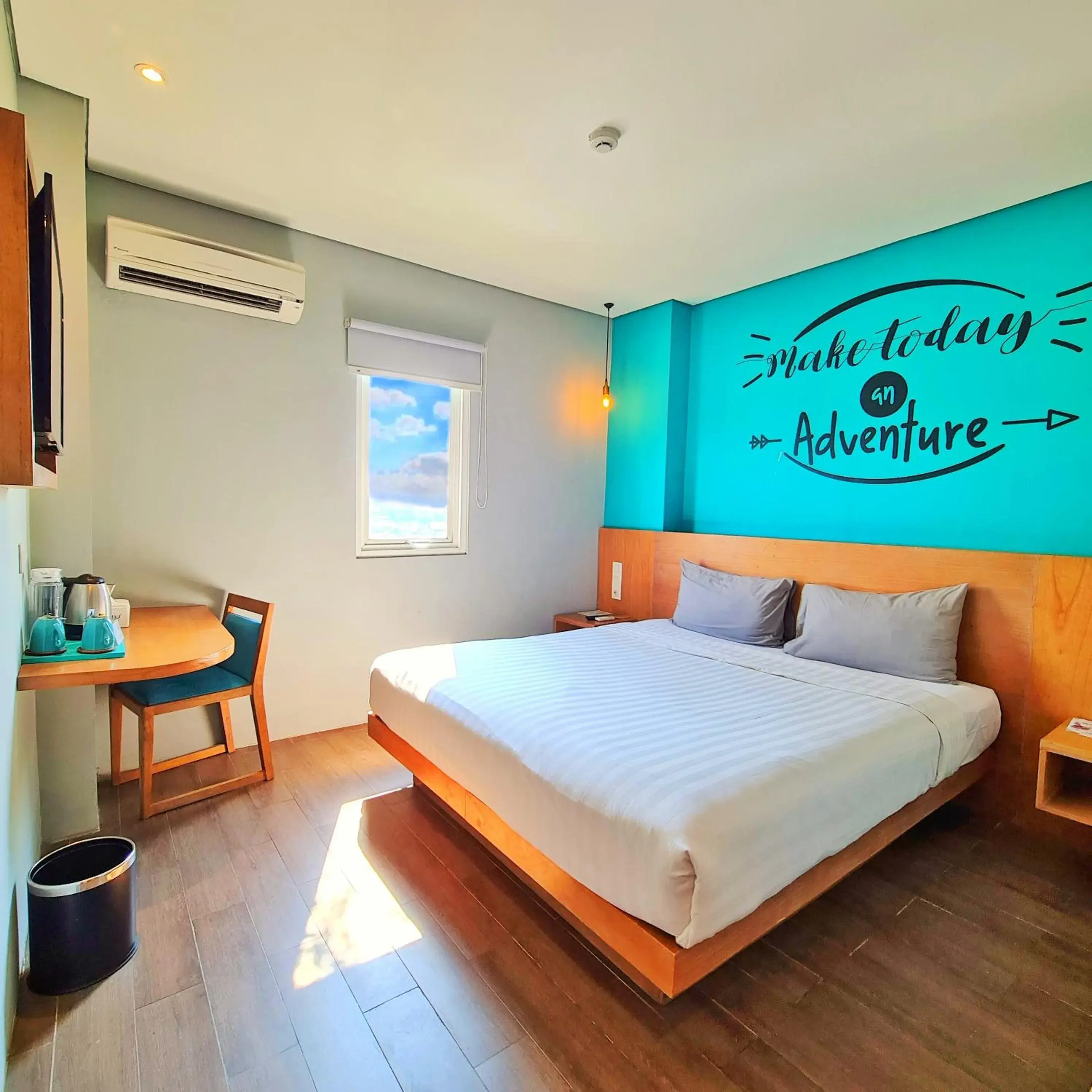 Superior Twin Room in Radja Art and Boutique Hotel Simpang Lima Superior Twin Room in Radja Art and Boutique Hotel Simpang Lima