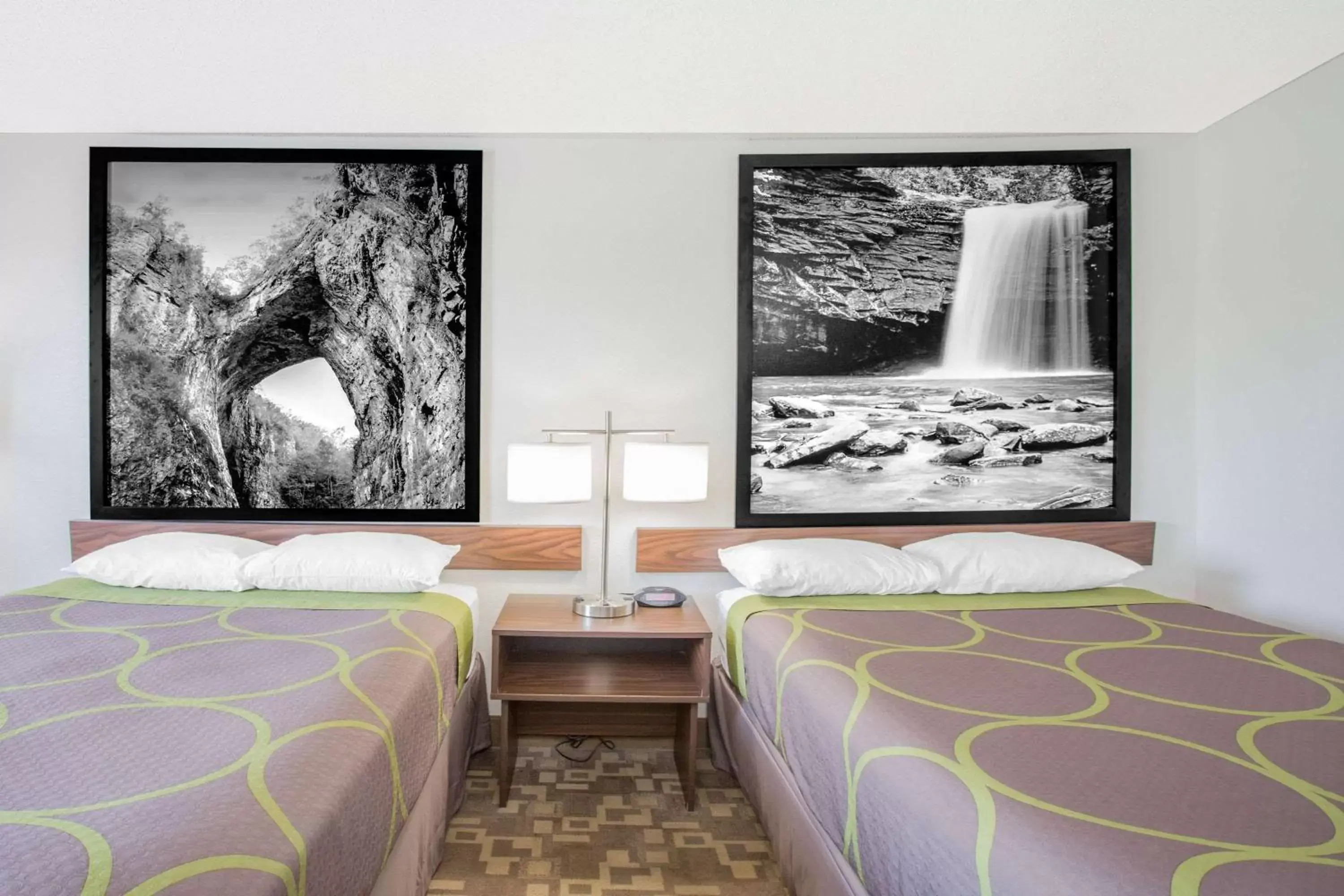 Deluxe Double Room with Two Double Beds - Non-Smoking in Super 8 by Wyndham Appomattox VA Deluxe Double Room with Two Double Beds - Non-Smoking in Super 8 by Wyndham Appomattox VA