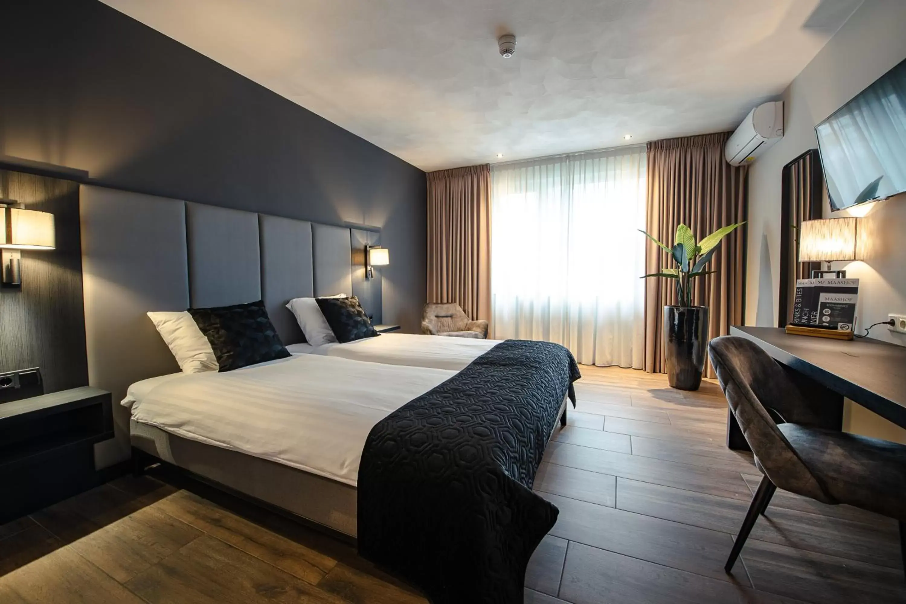 Comfort Plus Room in Maashof Comfort Plus Room in Maashof