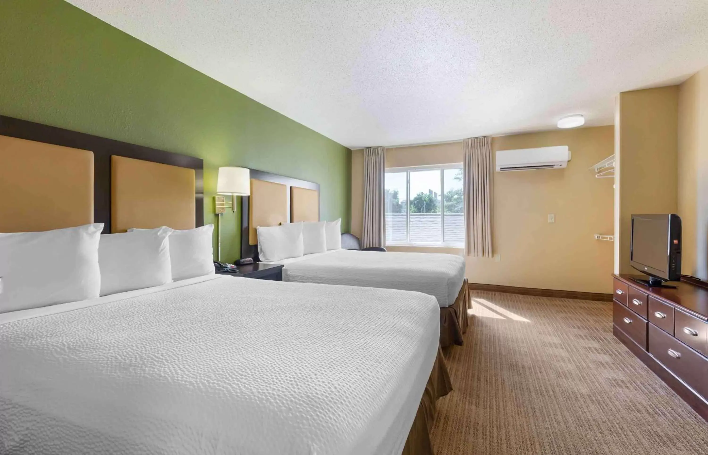 Studio with 2 Queen Beds - Non-Smoking in Extended Stay America Suites - San Diego - Sorrento Mesa Studio with 2 Queen Beds - Non-Smoking in Extended Stay America Suites - San Diego - Sorrento Mesa