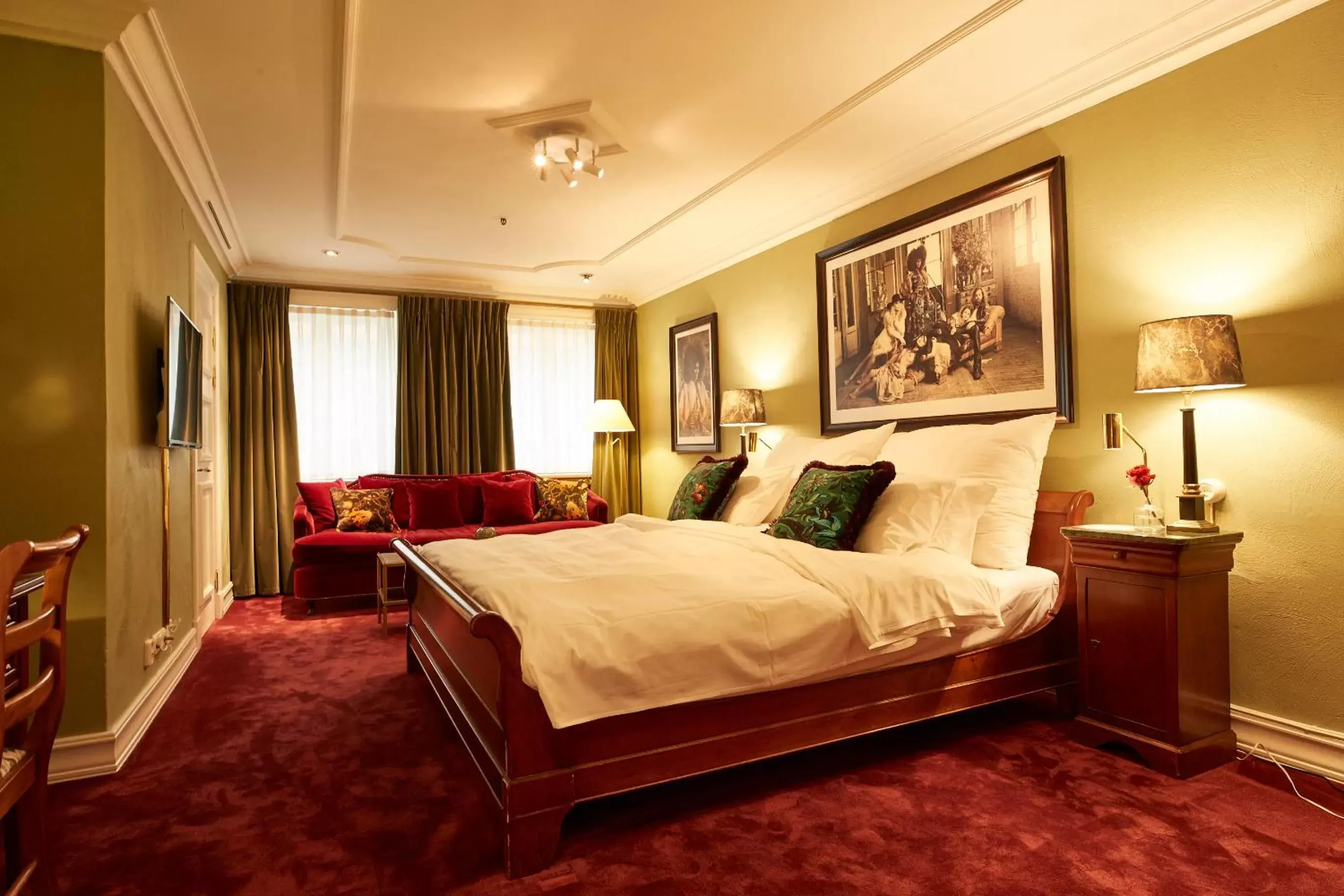 Double Room Medium in MJ's Double Room Medium in MJ's