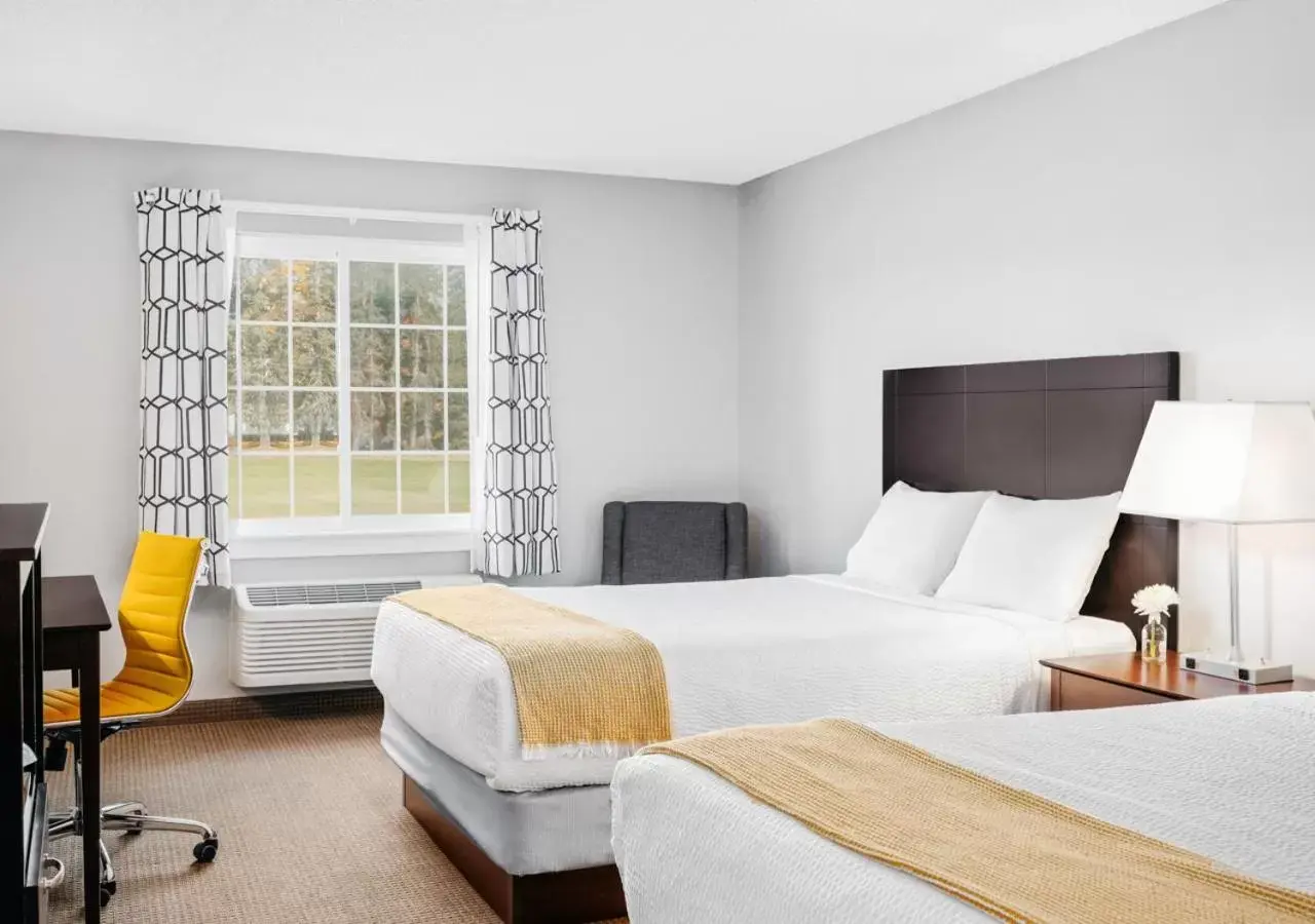 Standard Queen Room in Hotel One75 Standard Queen Room in Hotel One75