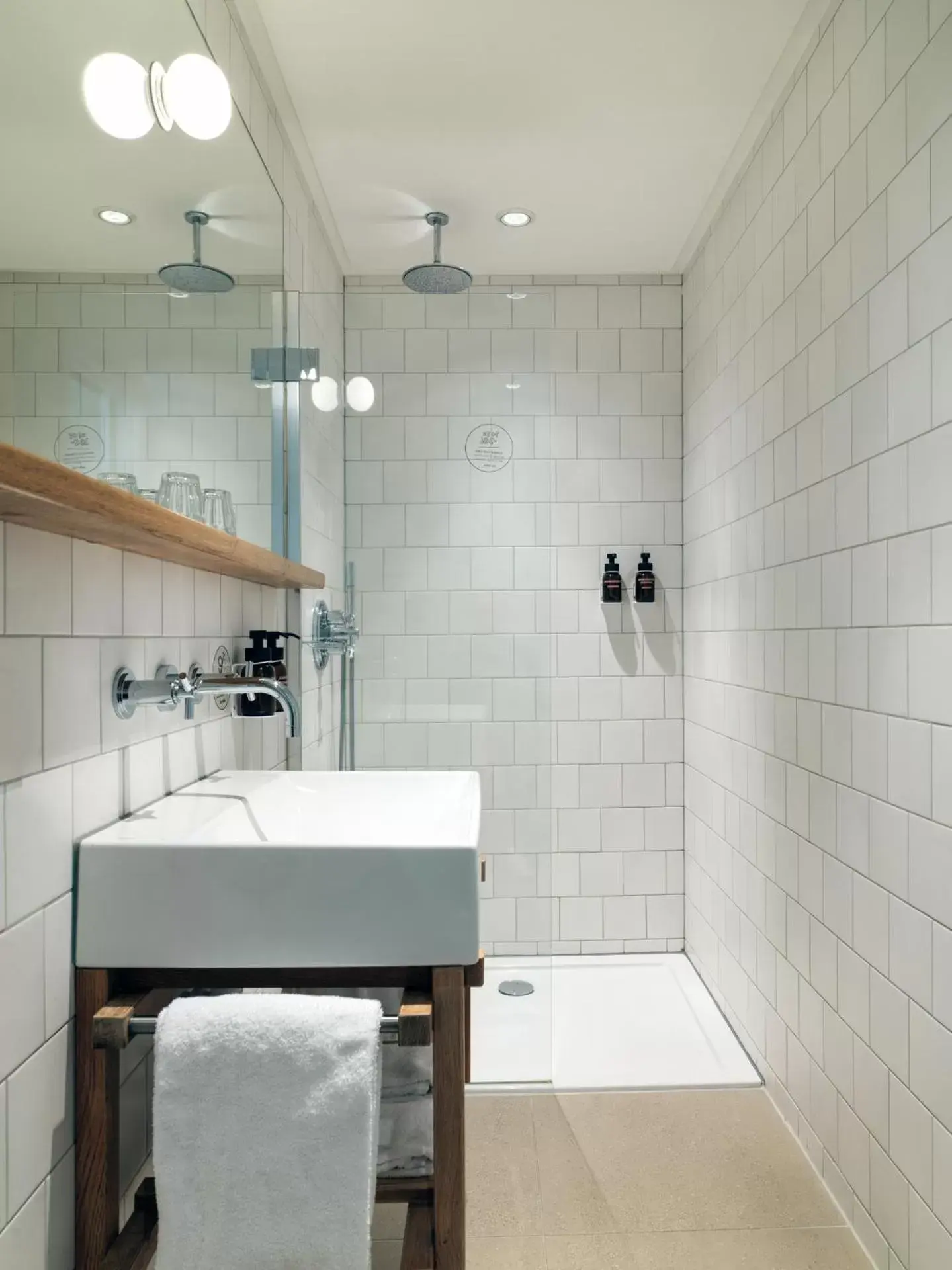 Large Double Room Courtyard in Townhouse Design Hotel & Spa Large Double Room Courtyard in Townhouse Design Hotel & Spa