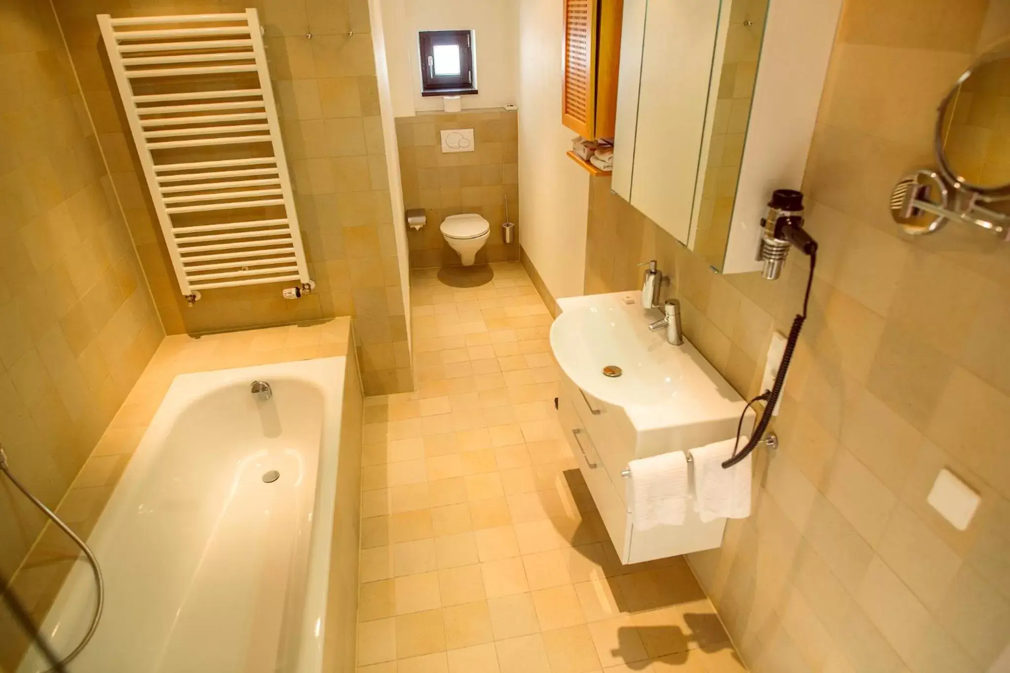 Economy Single Room in Lindenhof Hotel Tepe Economy Single Room in Lindenhof Hotel Tepe