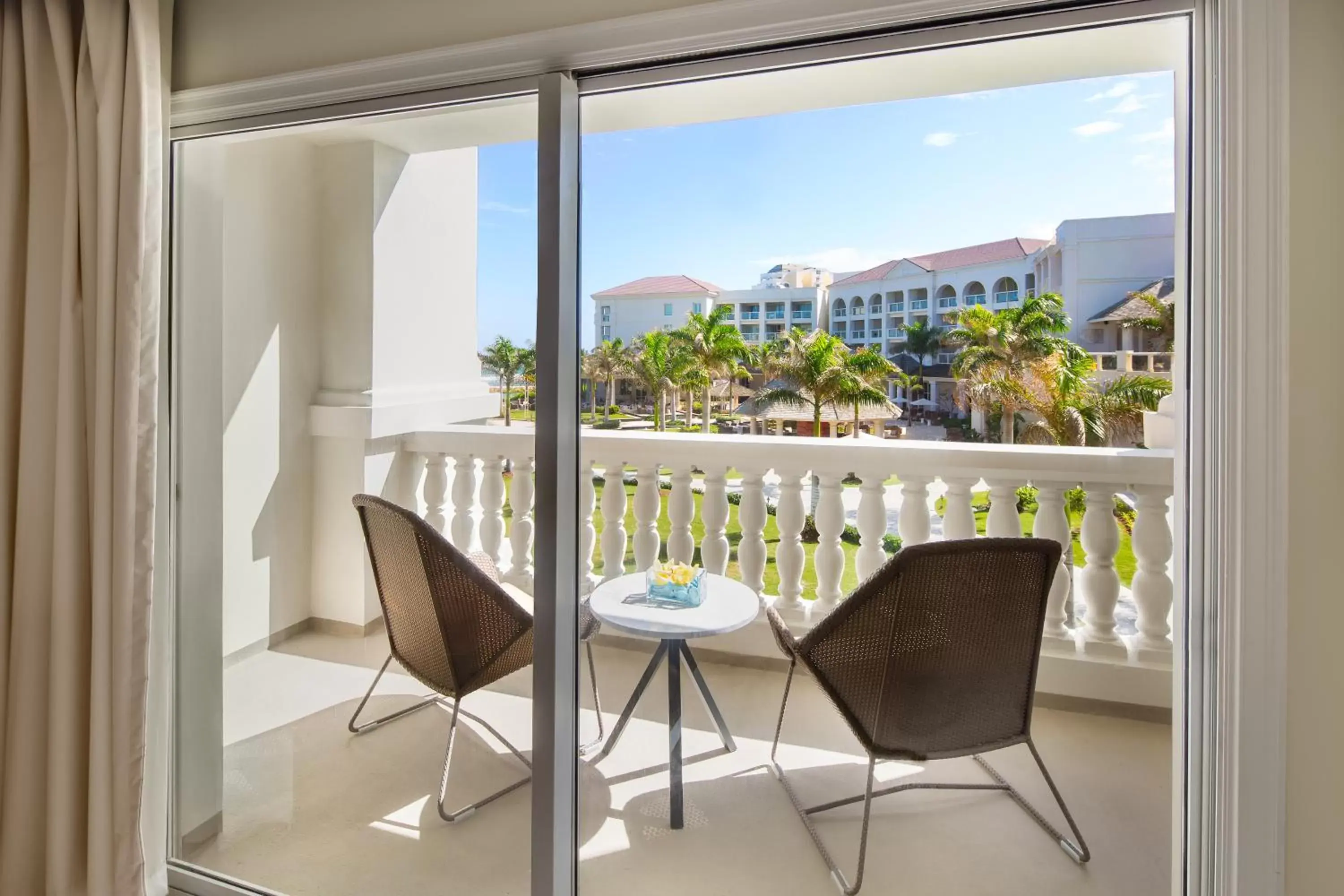 Double Room with Resort View - single occupancy in Hyatt Ziva Rose Hall - All Inclusive Double Room with Resort View - single occupancy in Hyatt Ziva Rose Hall - All Inclusive