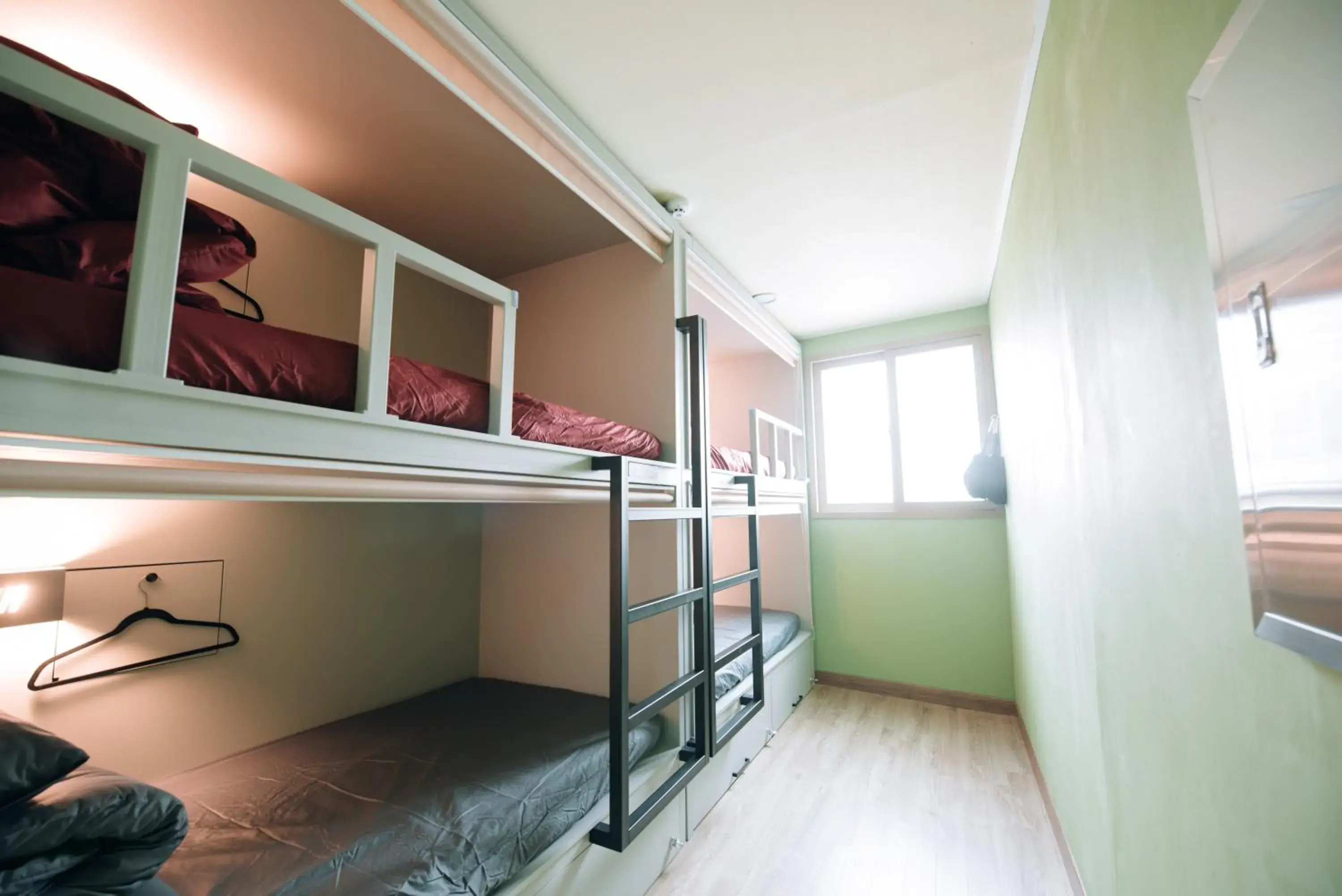 Bed in 4-Bed Male Dormitory Room in Daegu Midtown Hostel Bed in 4-Bed Male Dormitory Room in Daegu Midtown Hostel