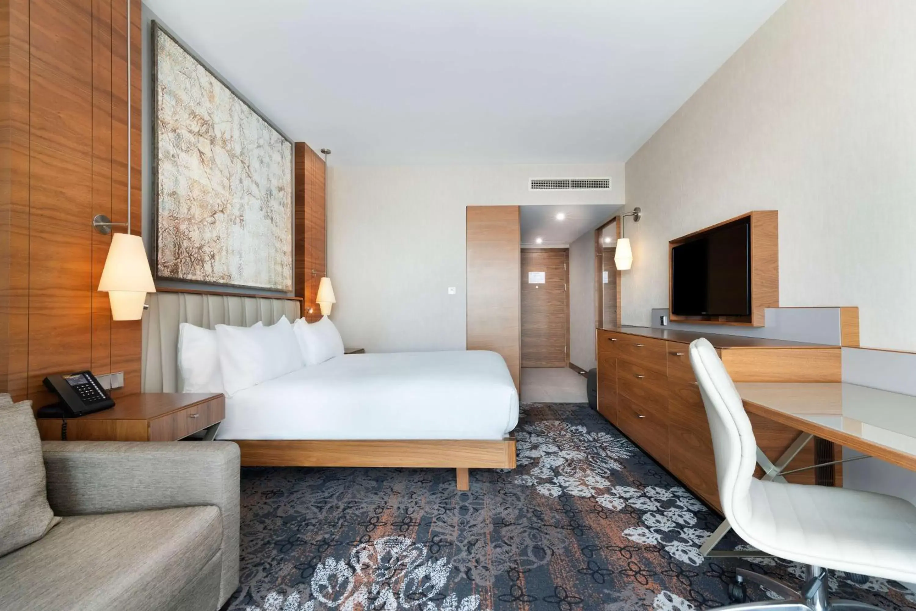 Family Connecting Rooms in DoubleTree by Hilton Krakow Hotel & Convention Center Family Connecting Rooms in DoubleTree by Hilton Krakow Hotel & Convention Center