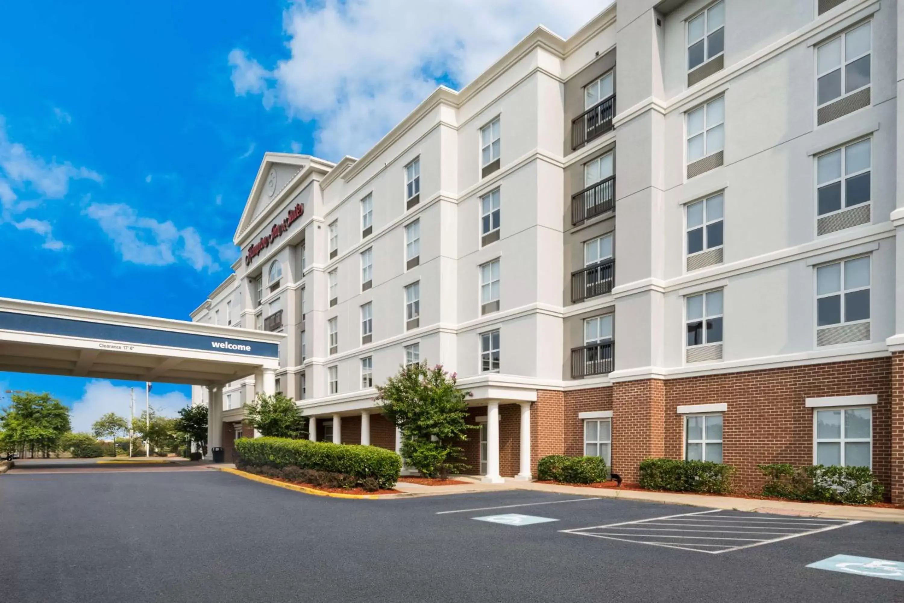 Hampton Inn and Suites Fredericksburg Hampton Inn and Suites Fredericksburg
