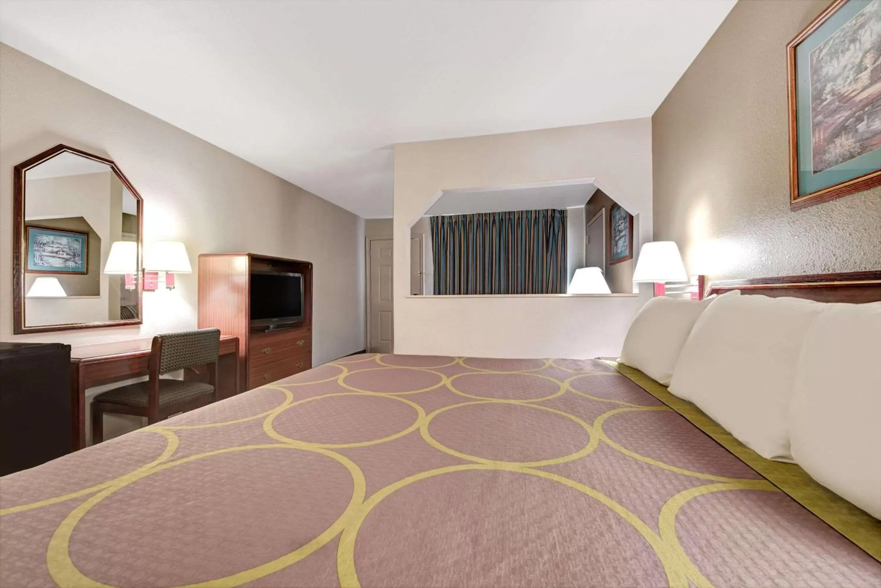 King Studio Suite - Non-Smoking in Super 8 by Wyndham Richardson Dallas King Studio Suite - Non-Smoking in Super 8 by Wyndham Richardson Dallas