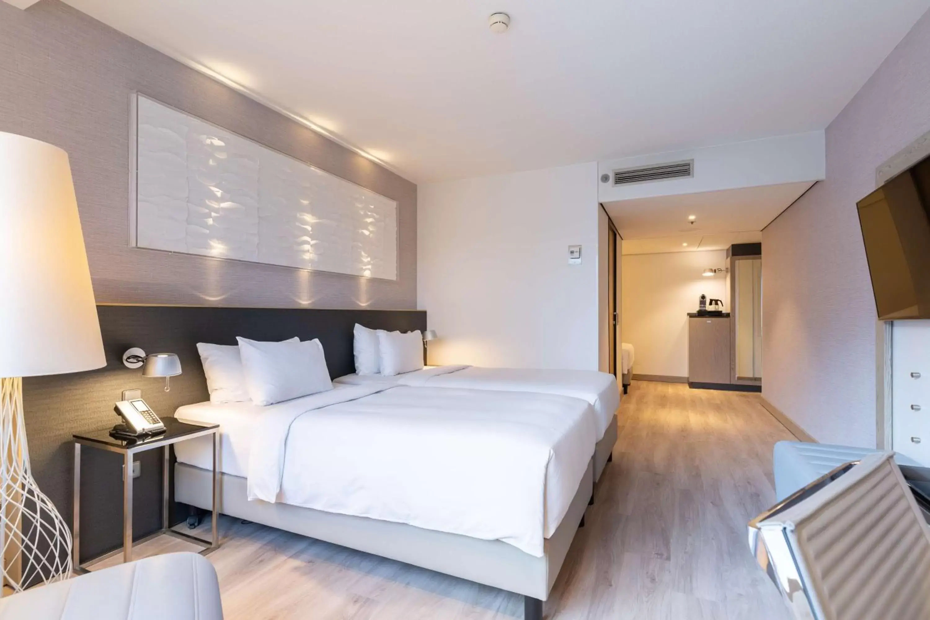 Family Room in Radisson Blu Hotel, Amsterdam City Center Family Room in Radisson Blu Hotel, Amsterdam City Center