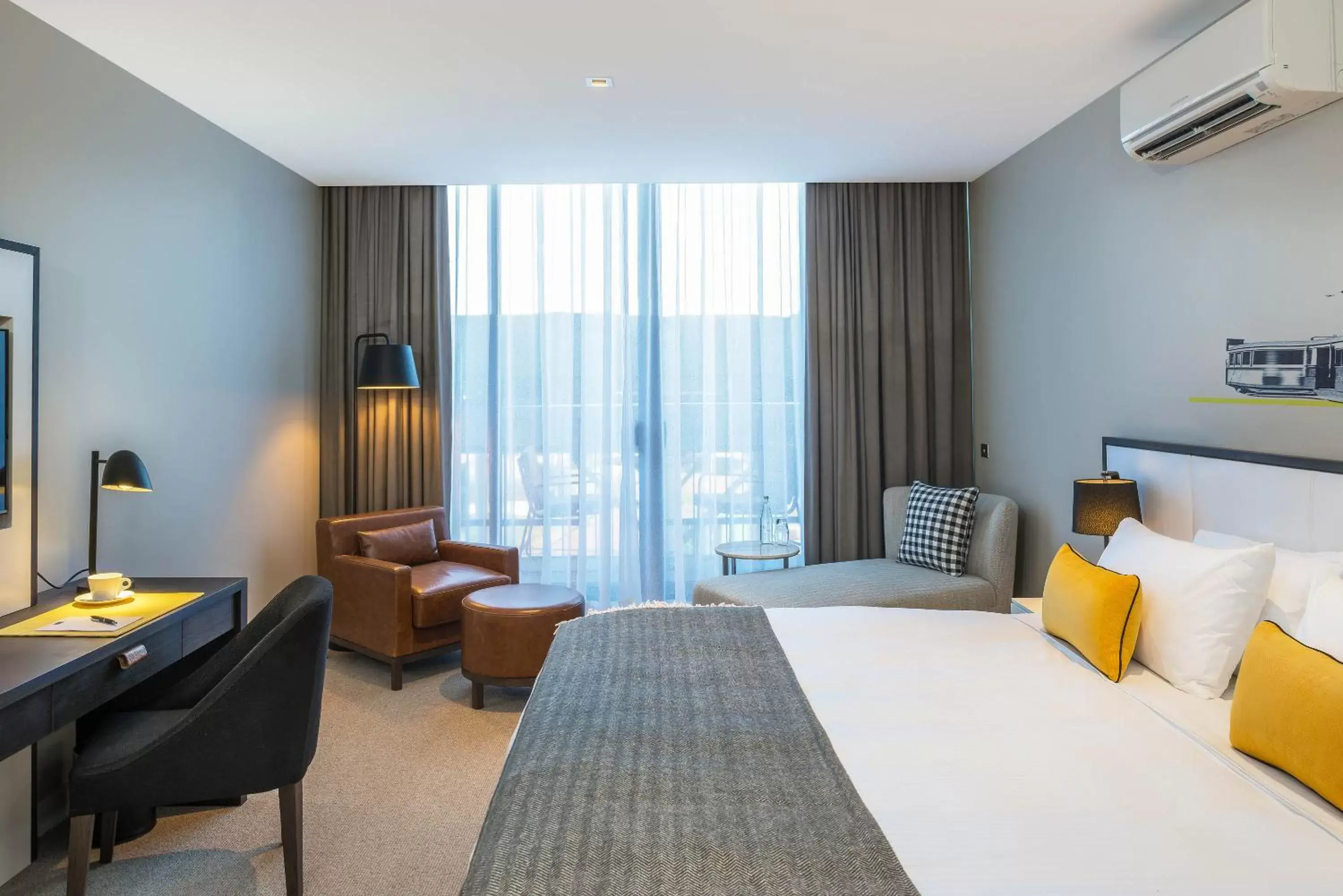 Two-Bedroom Interconnecting Balcony - Dual Key in Peppers Docklands Two-Bedroom Interconnecting Balcony - Dual Key in Peppers Docklands